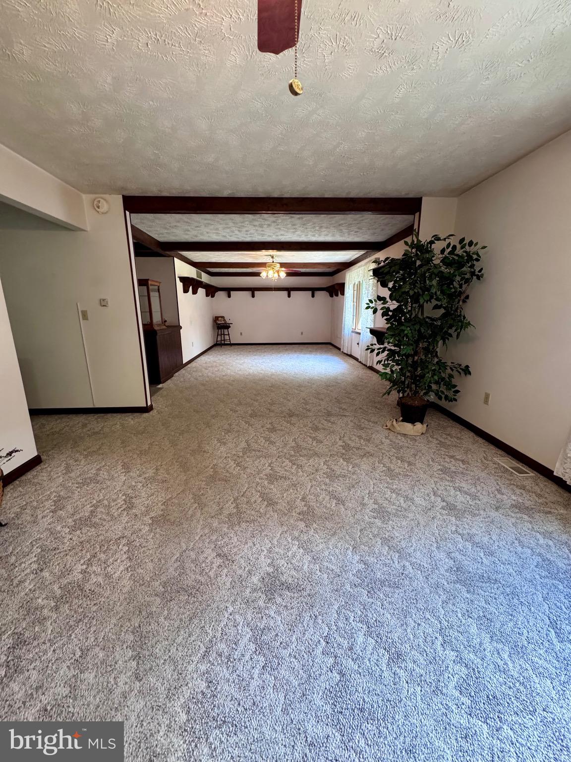 SUMMIT OAKS - Residential