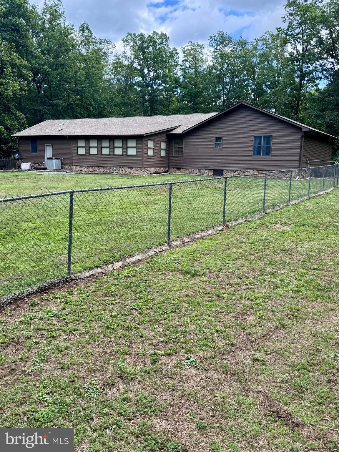 SUMMIT OAKS - Residential
