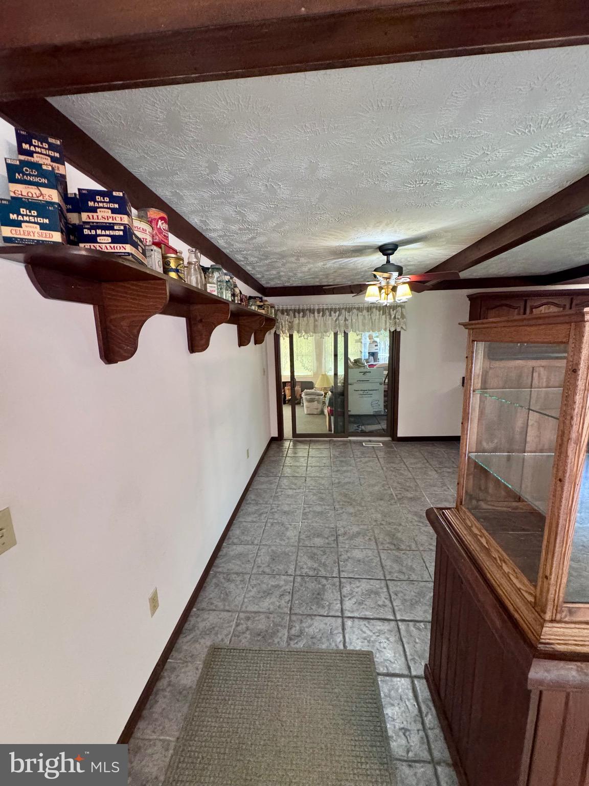 SUMMIT OAKS - Residential
