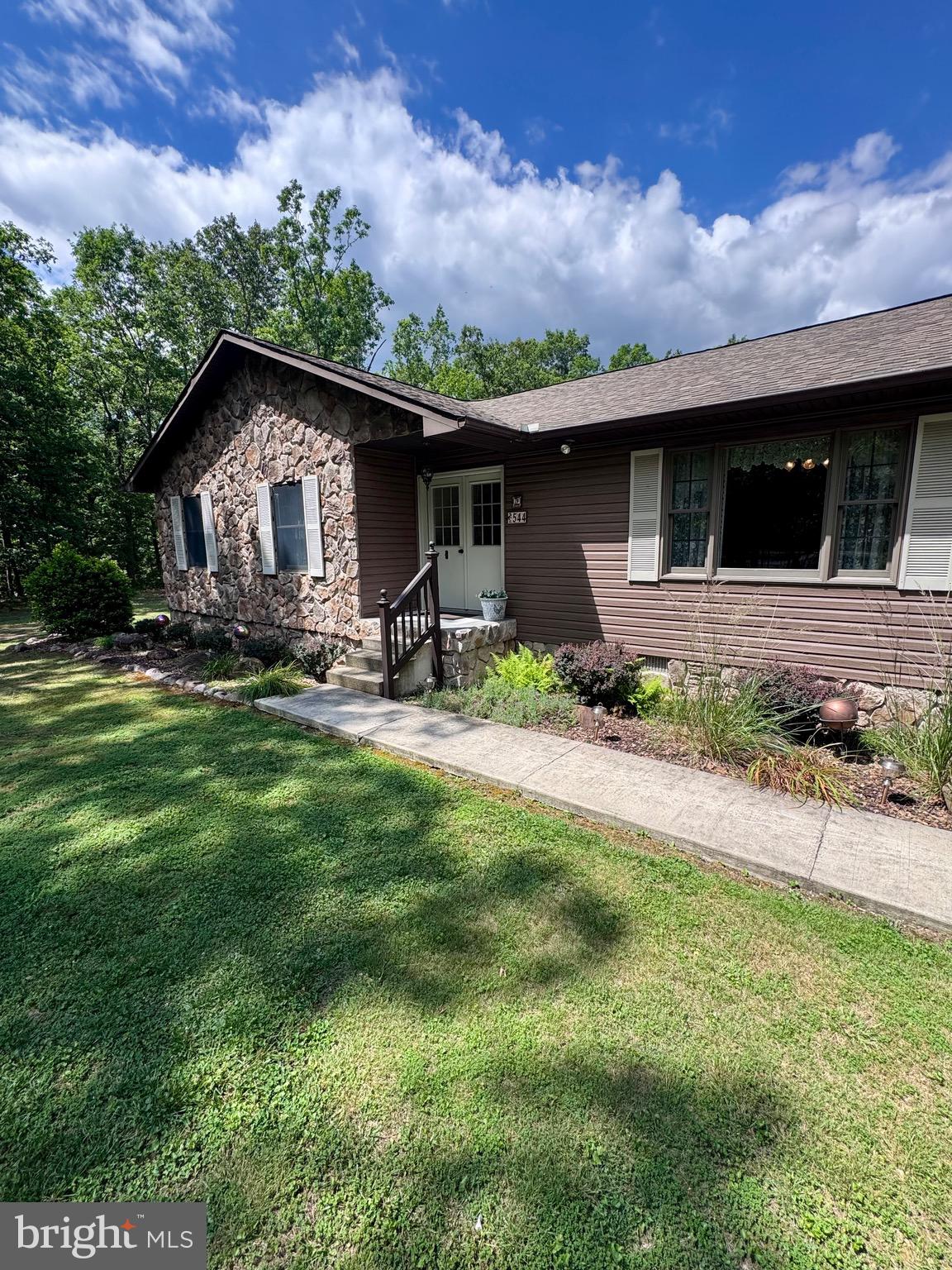 SUMMIT OAKS - Residential