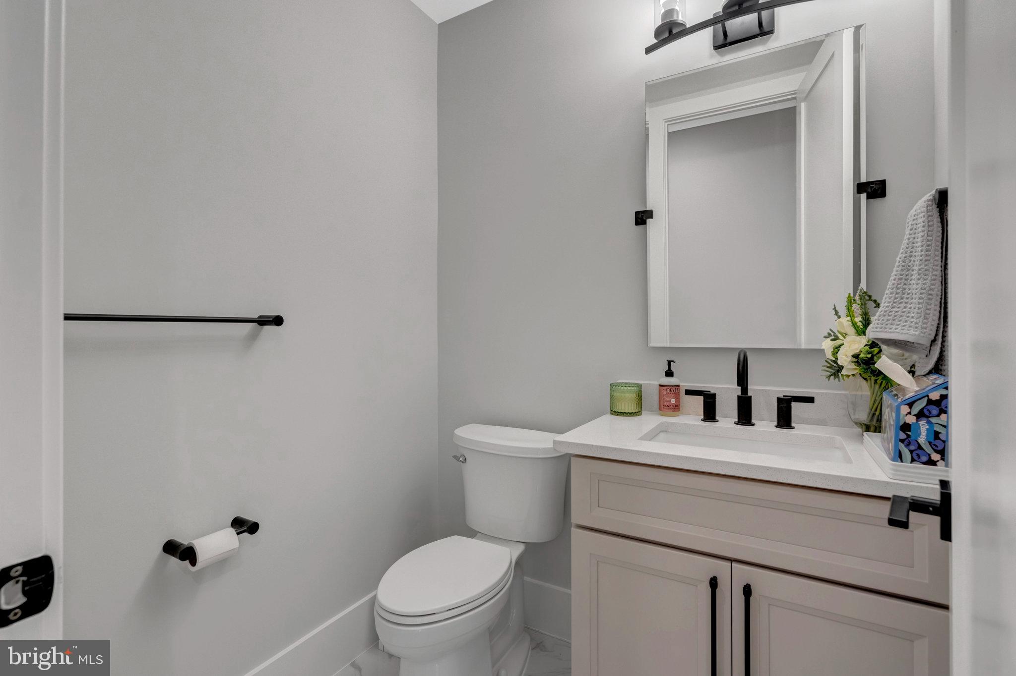 BROYHILL CREST - Residential