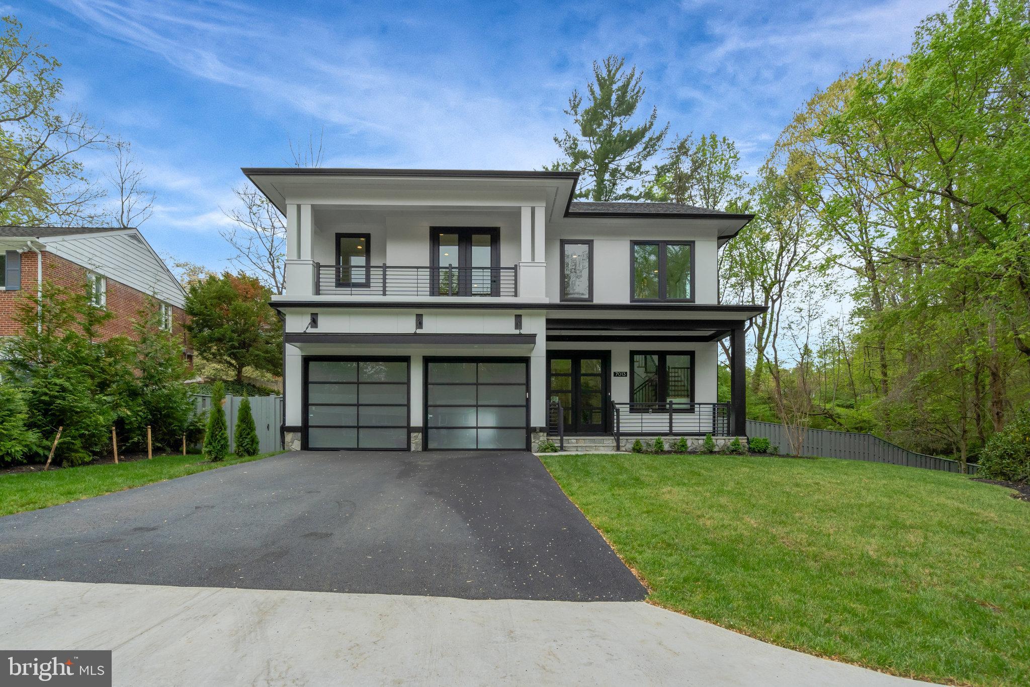 BROYHILL CREST - Residential
