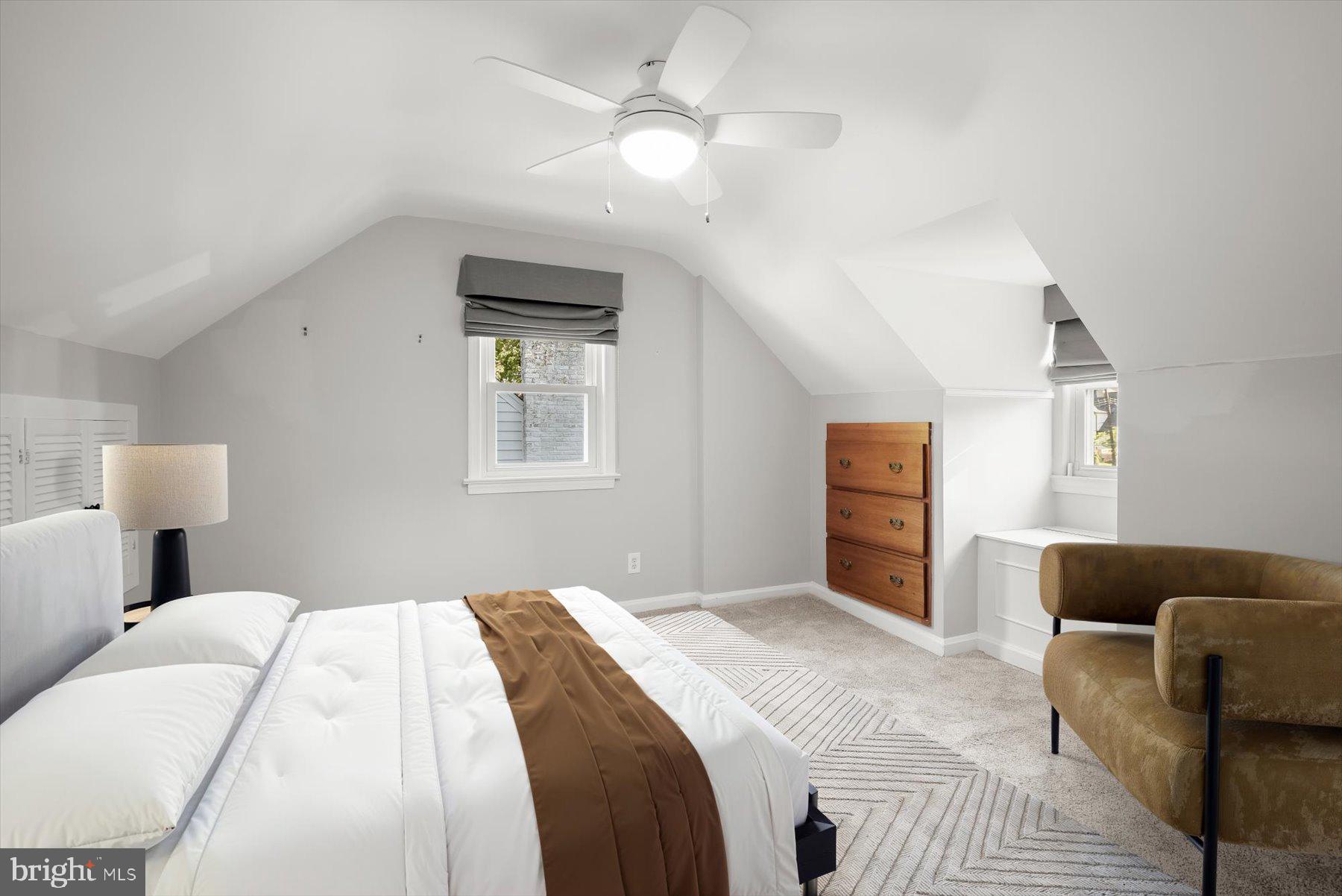 KENSINGTON - Residential