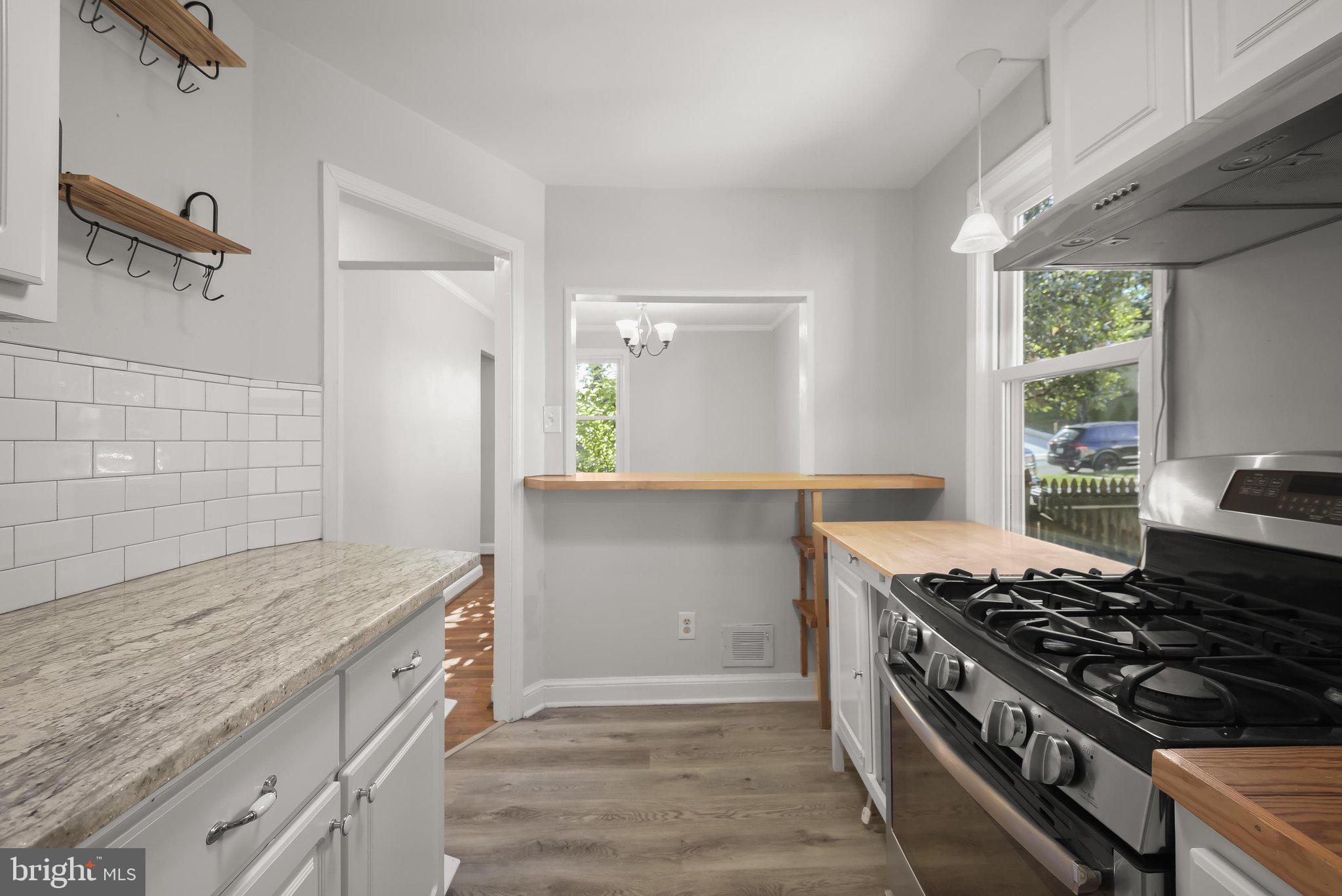 KENSINGTON - Residential