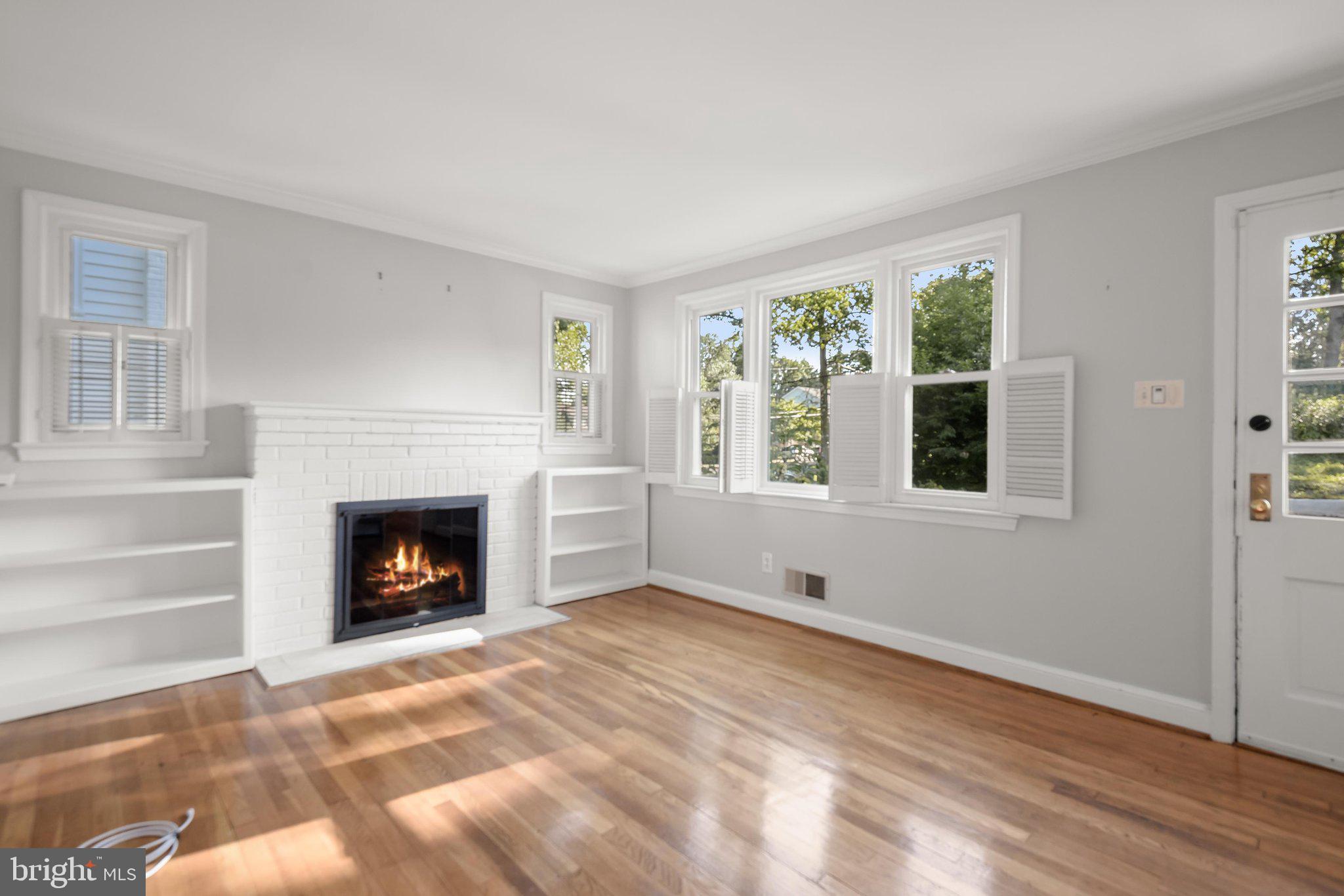 KENSINGTON - Residential