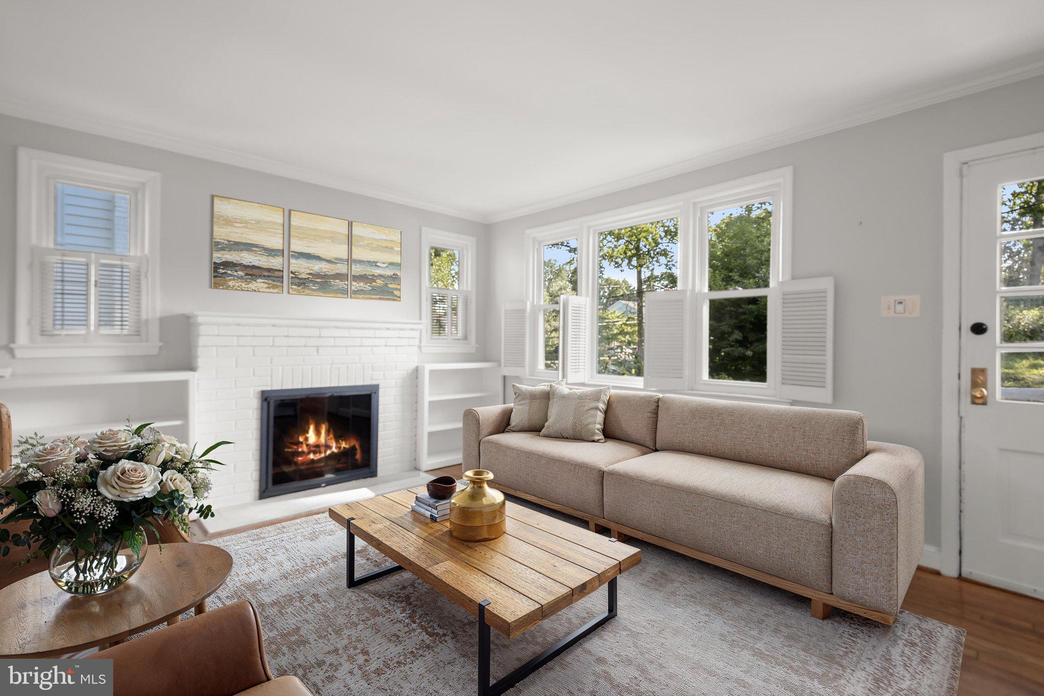 KENSINGTON - Residential