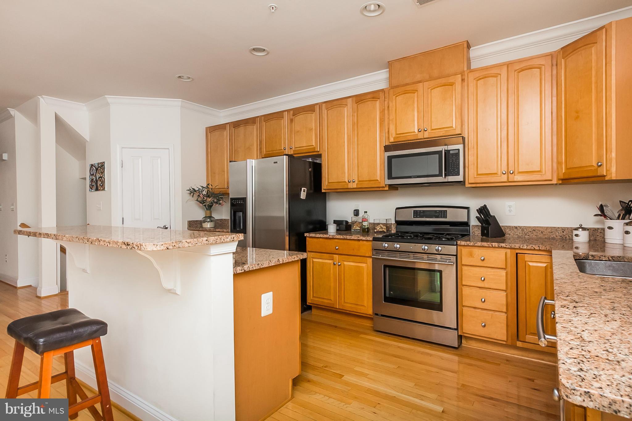 CAMDEN CROSSING - Residential Lease