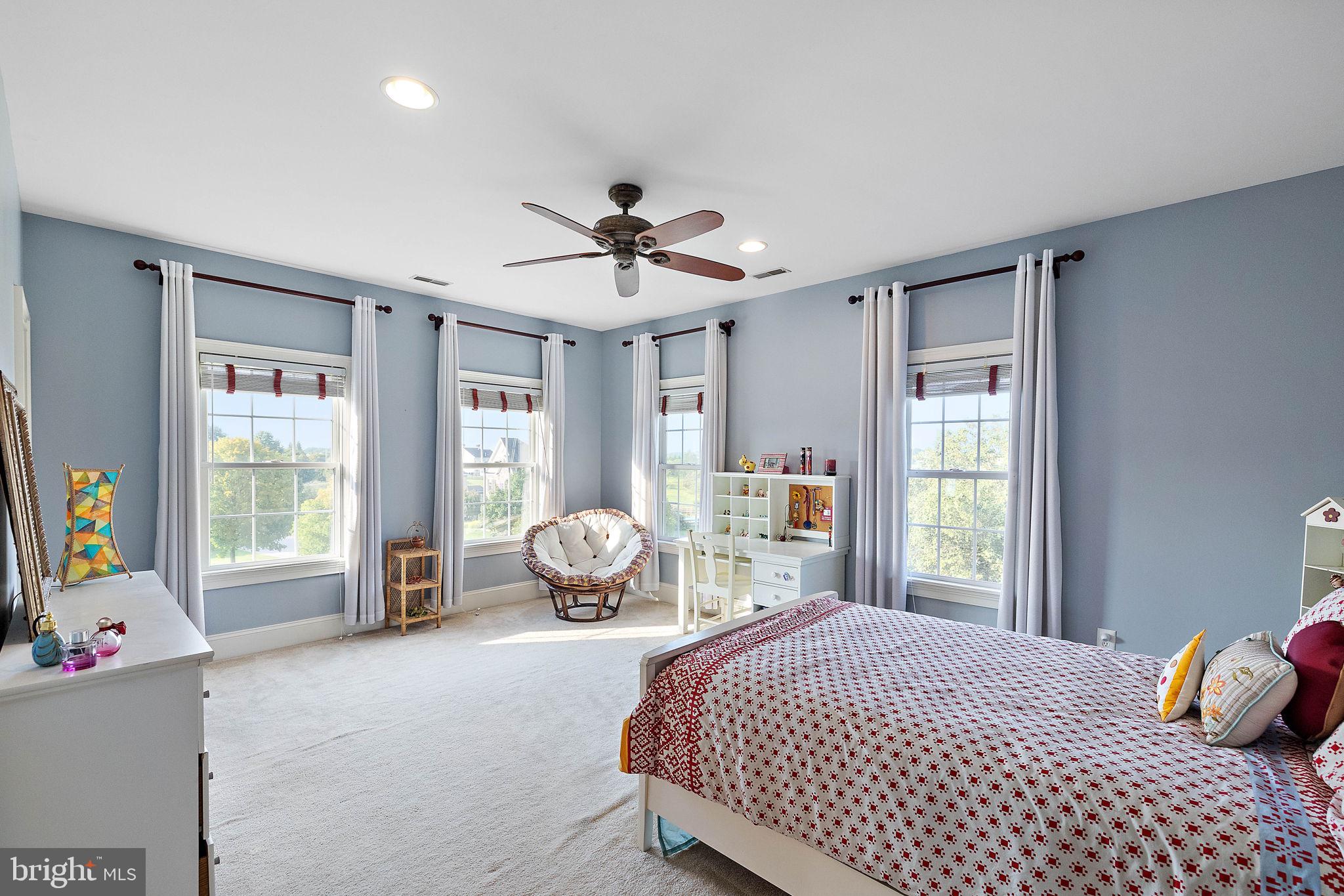 FLINT HILL CROSSING - Residential