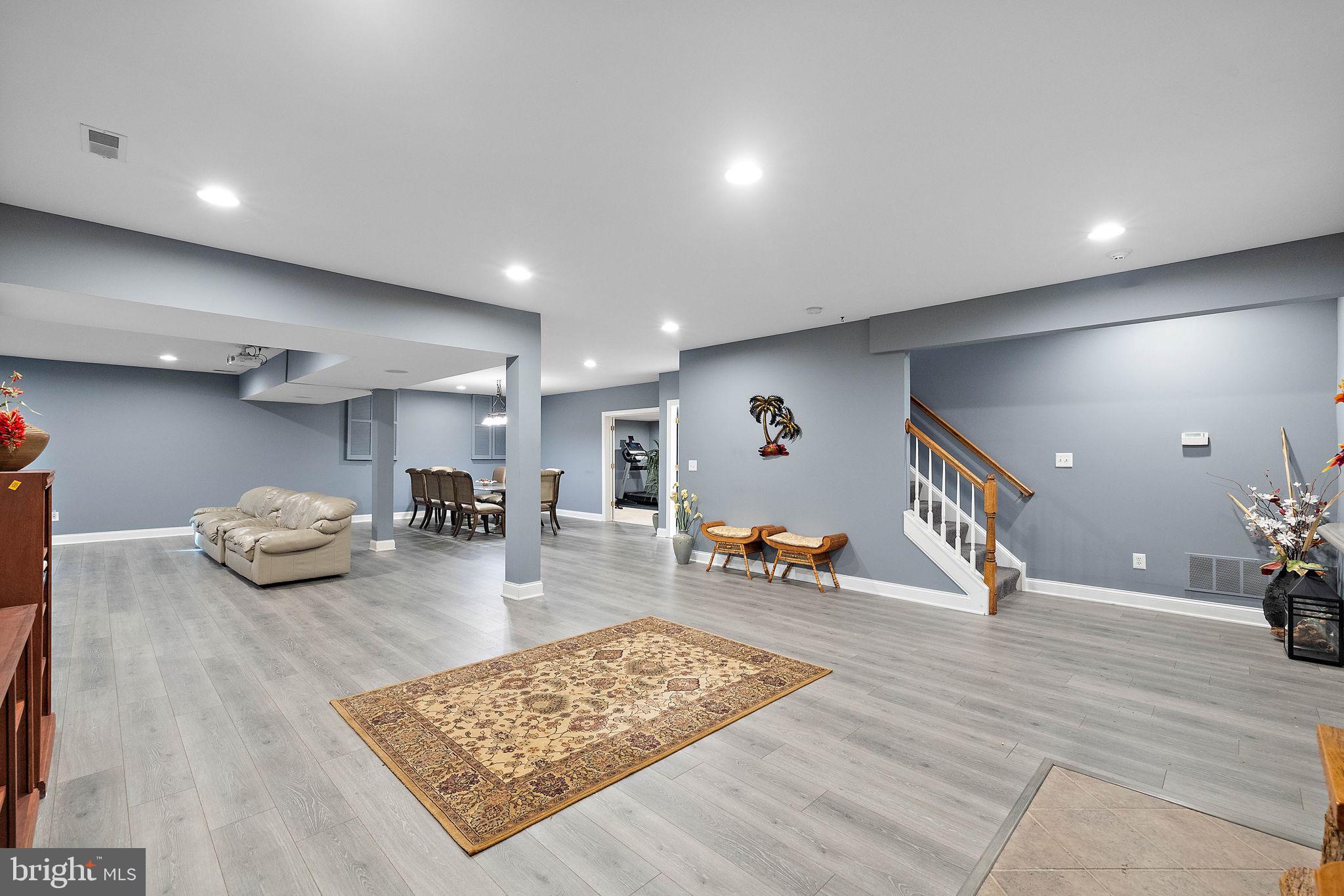 FLINT HILL CROSSING - Residential