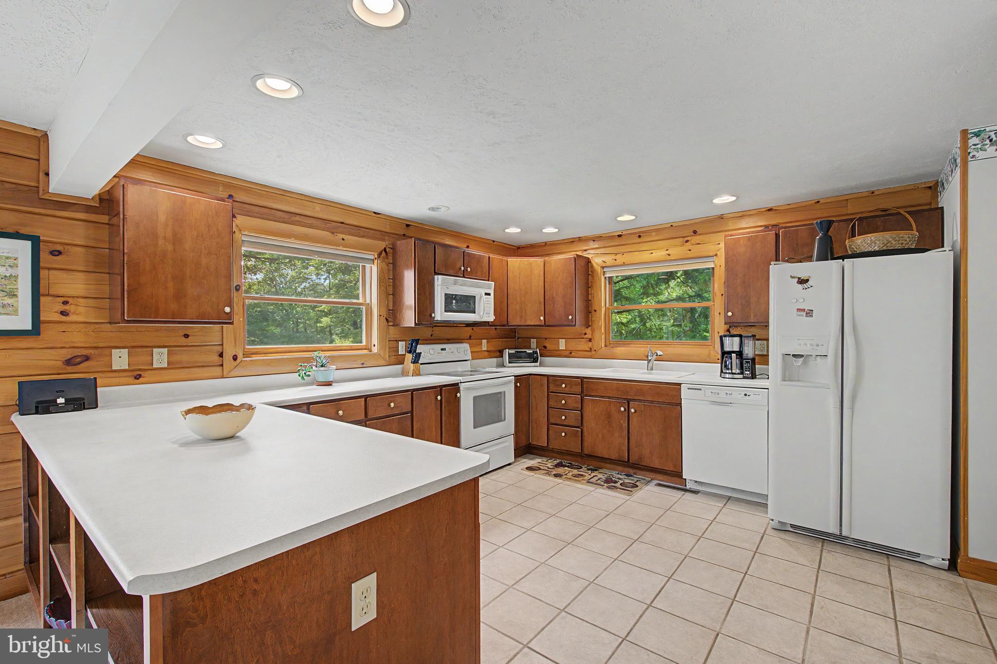 MEADOW LAKE ESTATES - Residential