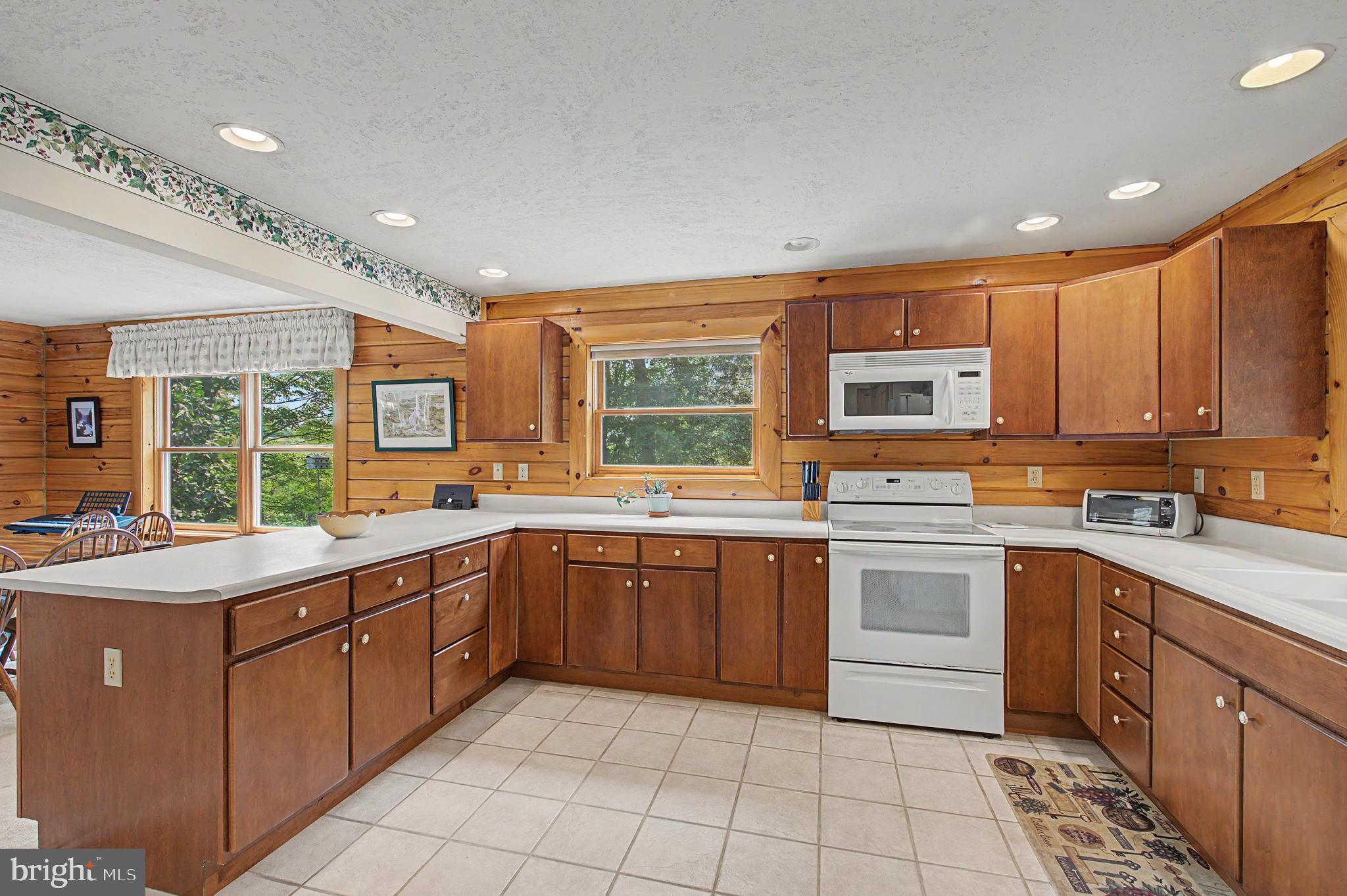 MEADOW LAKE ESTATES - Residential