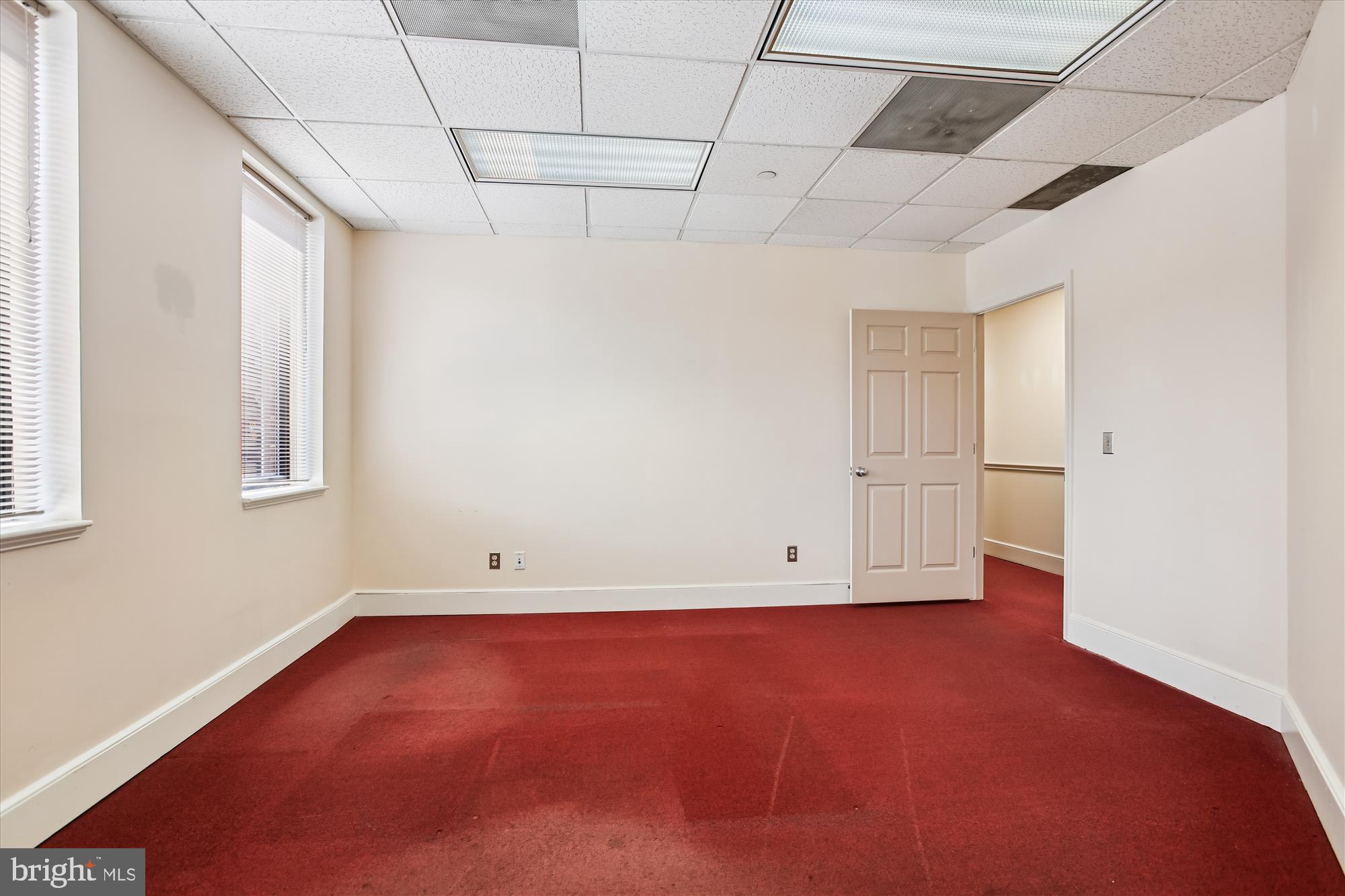 OLD TOWN ALEXANDRIA - Commercial Sale