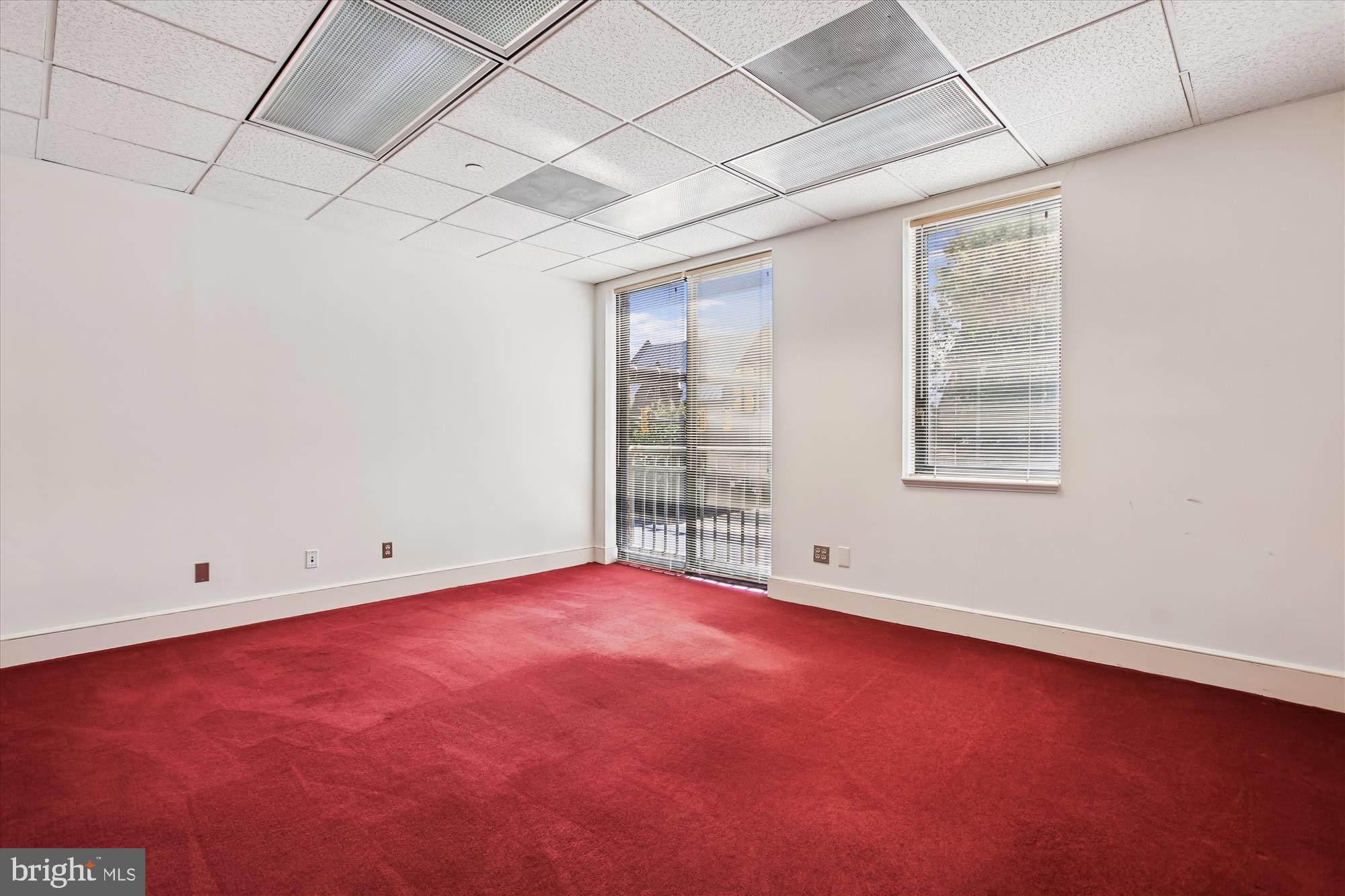 OLD TOWN ALEXANDRIA - Commercial Sale