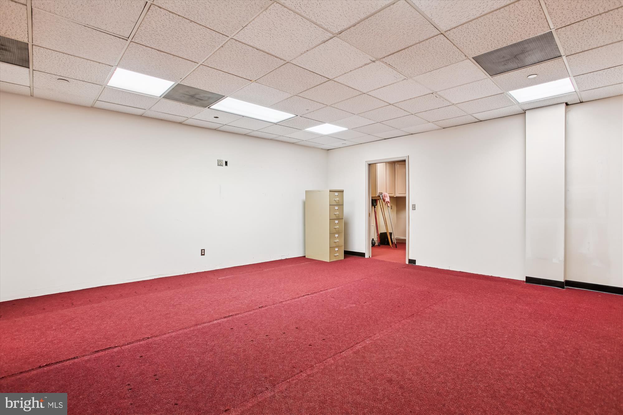 OLD TOWN ALEXANDRIA - Commercial Sale