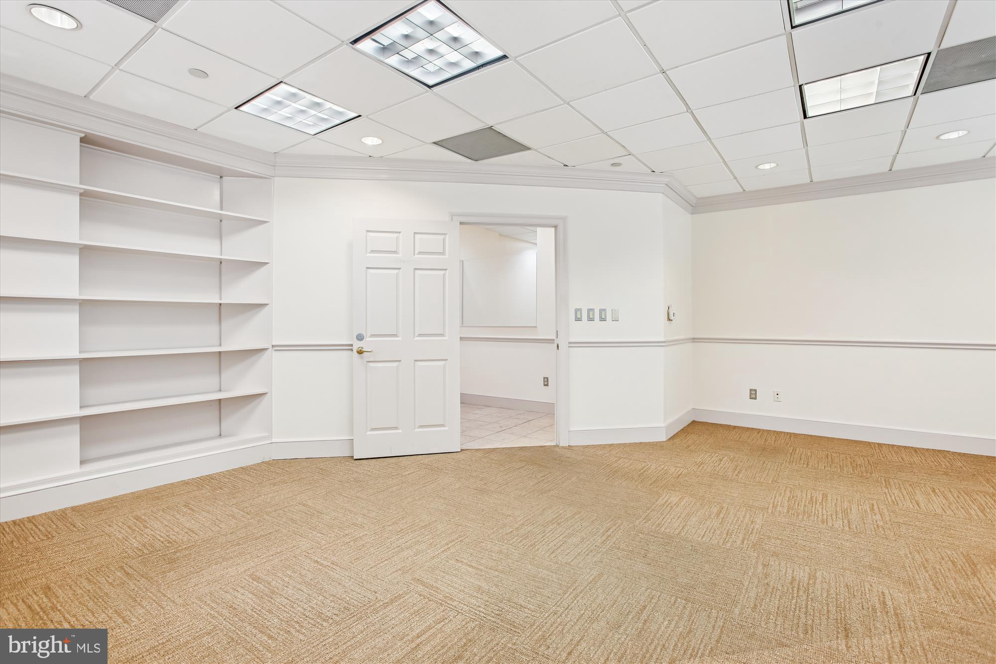 OLD TOWN ALEXANDRIA - Commercial Sale