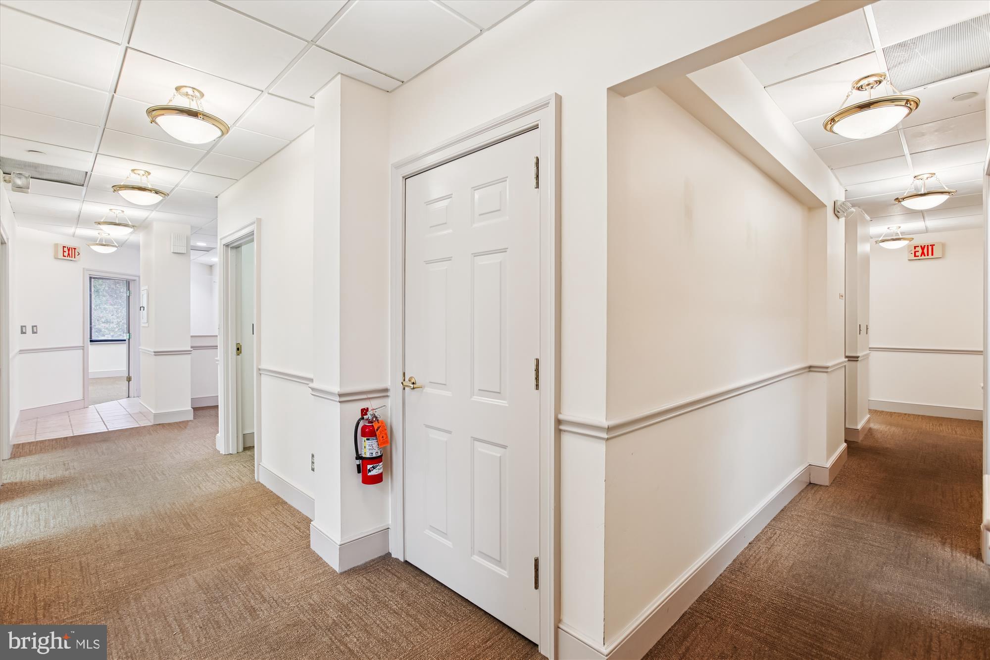 OLD TOWN ALEXANDRIA - Commercial Sale