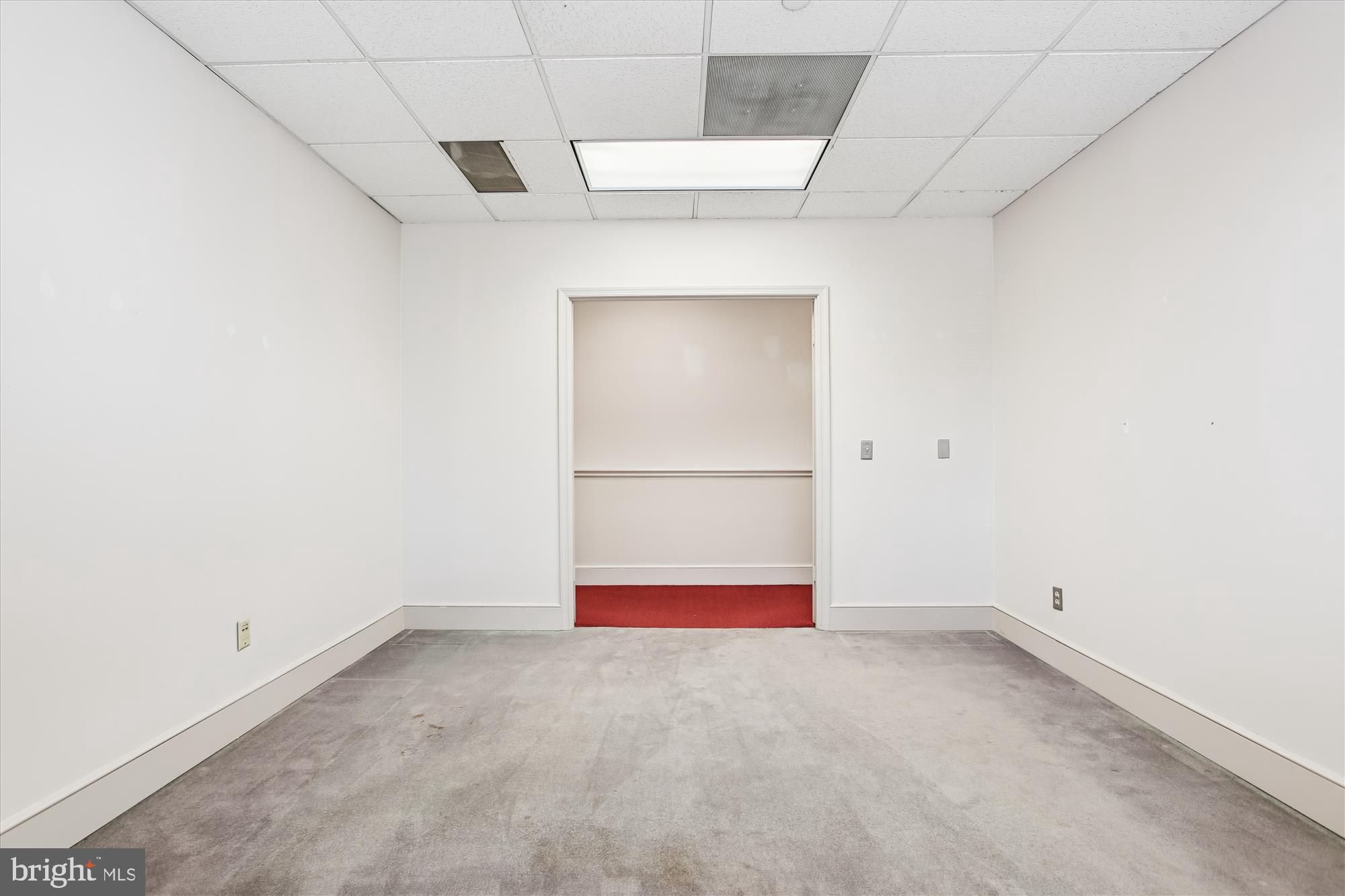 OLD TOWN ALEXANDRIA - Commercial Sale