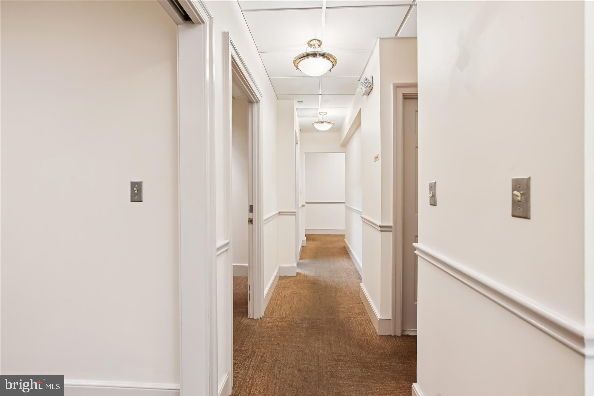 OLD TOWN ALEXANDRIA - Commercial Sale