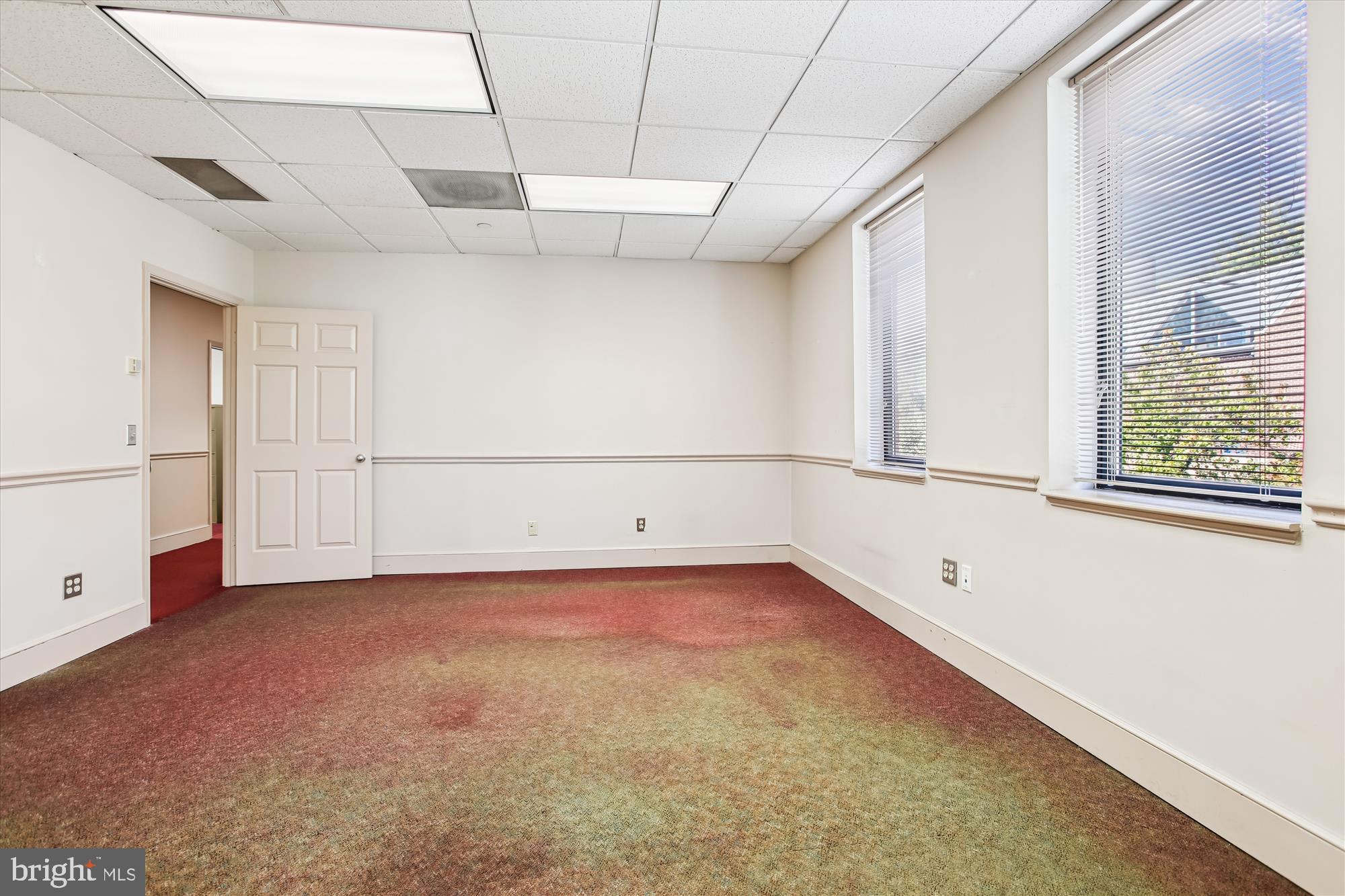 OLD TOWN ALEXANDRIA - Commercial Sale
