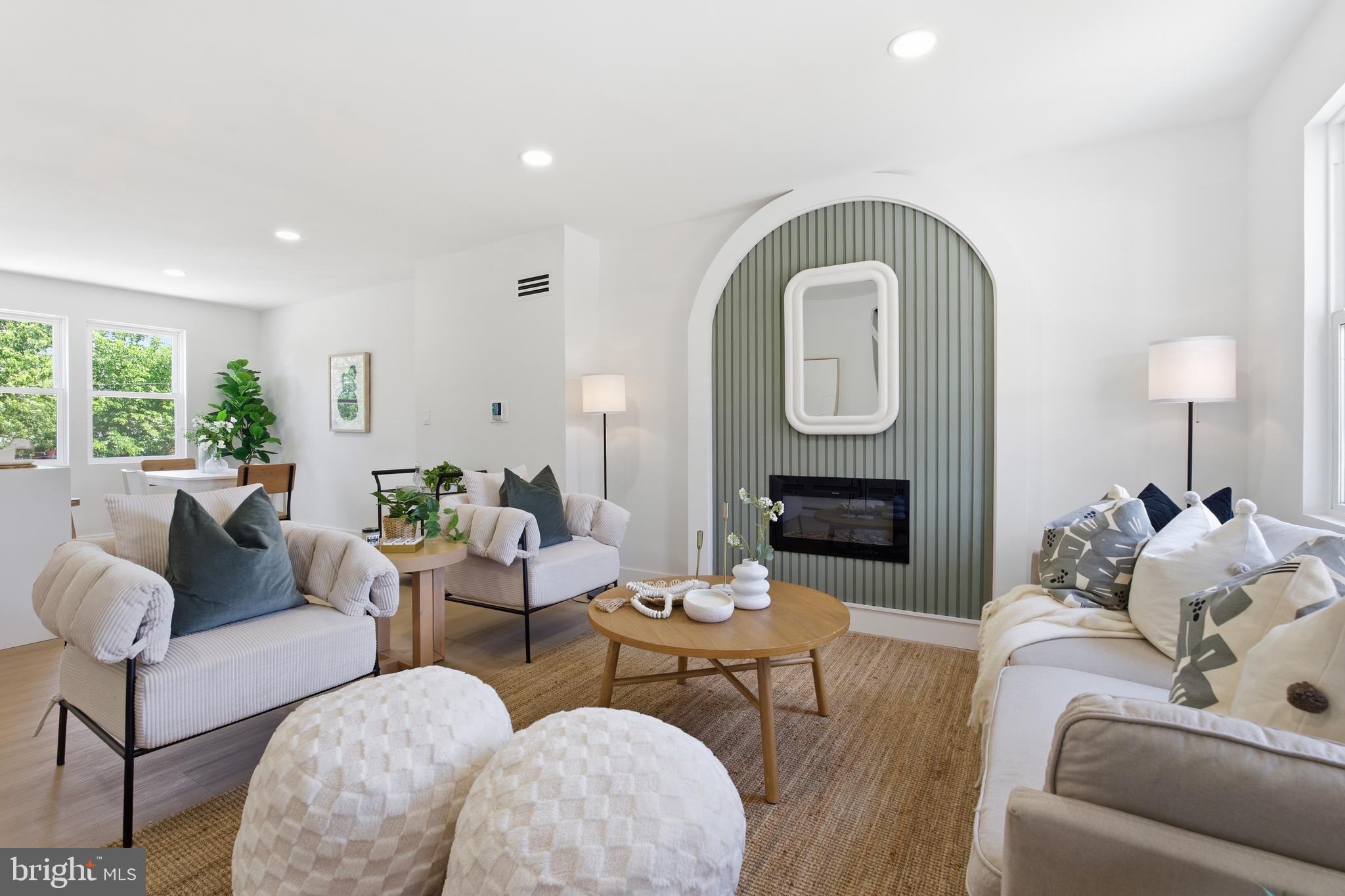 GLEN OAKS - Residential