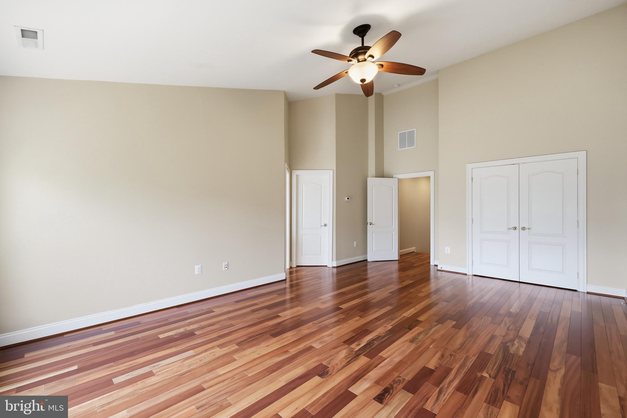 FAIRFAX PARK - Residential