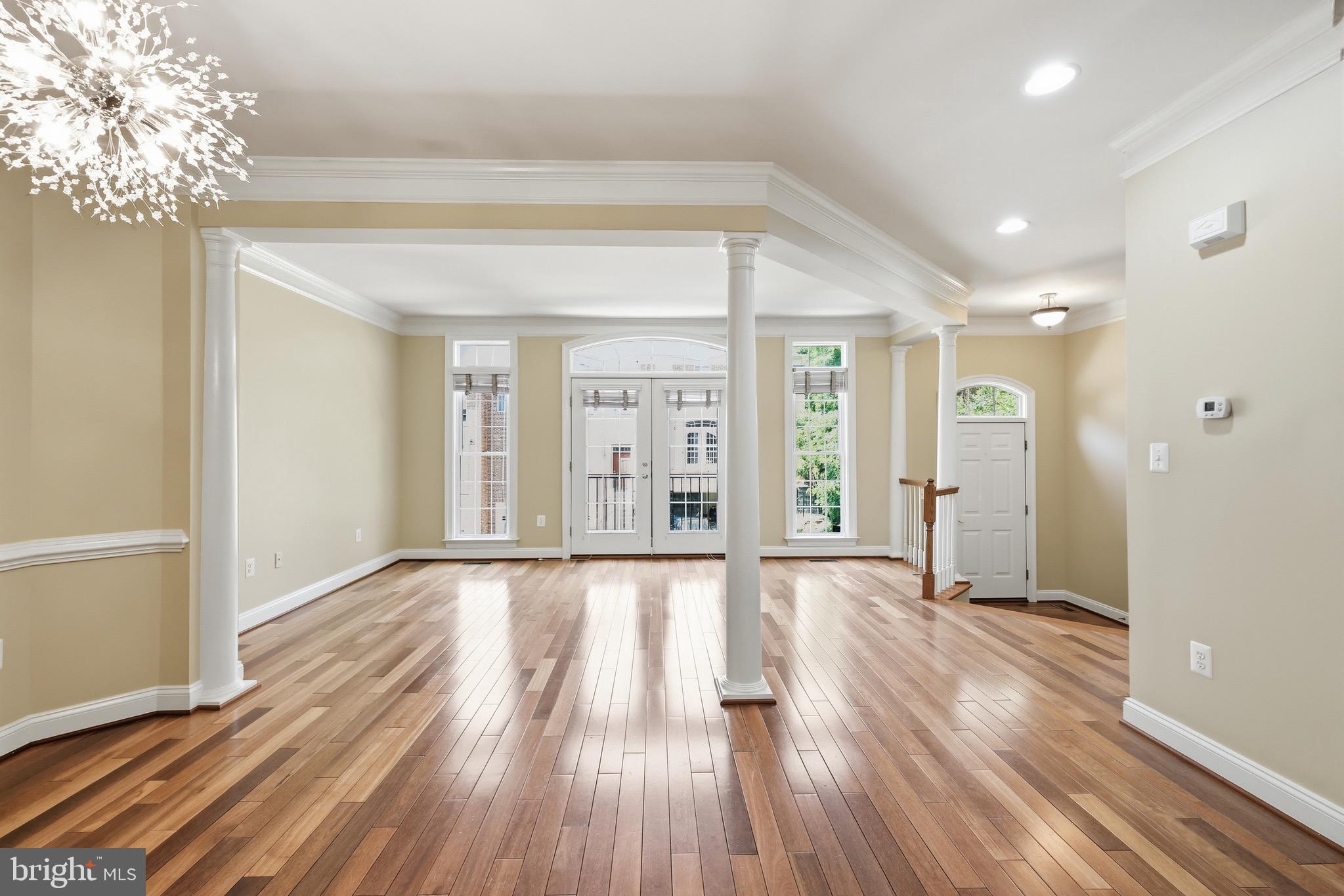 FAIRFAX PARK - Residential