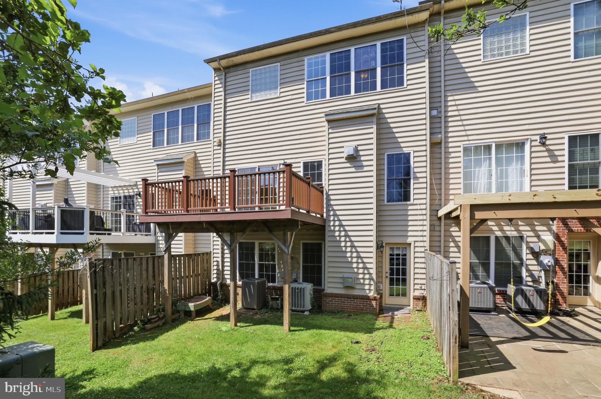 FAIRFAX PARK - Residential