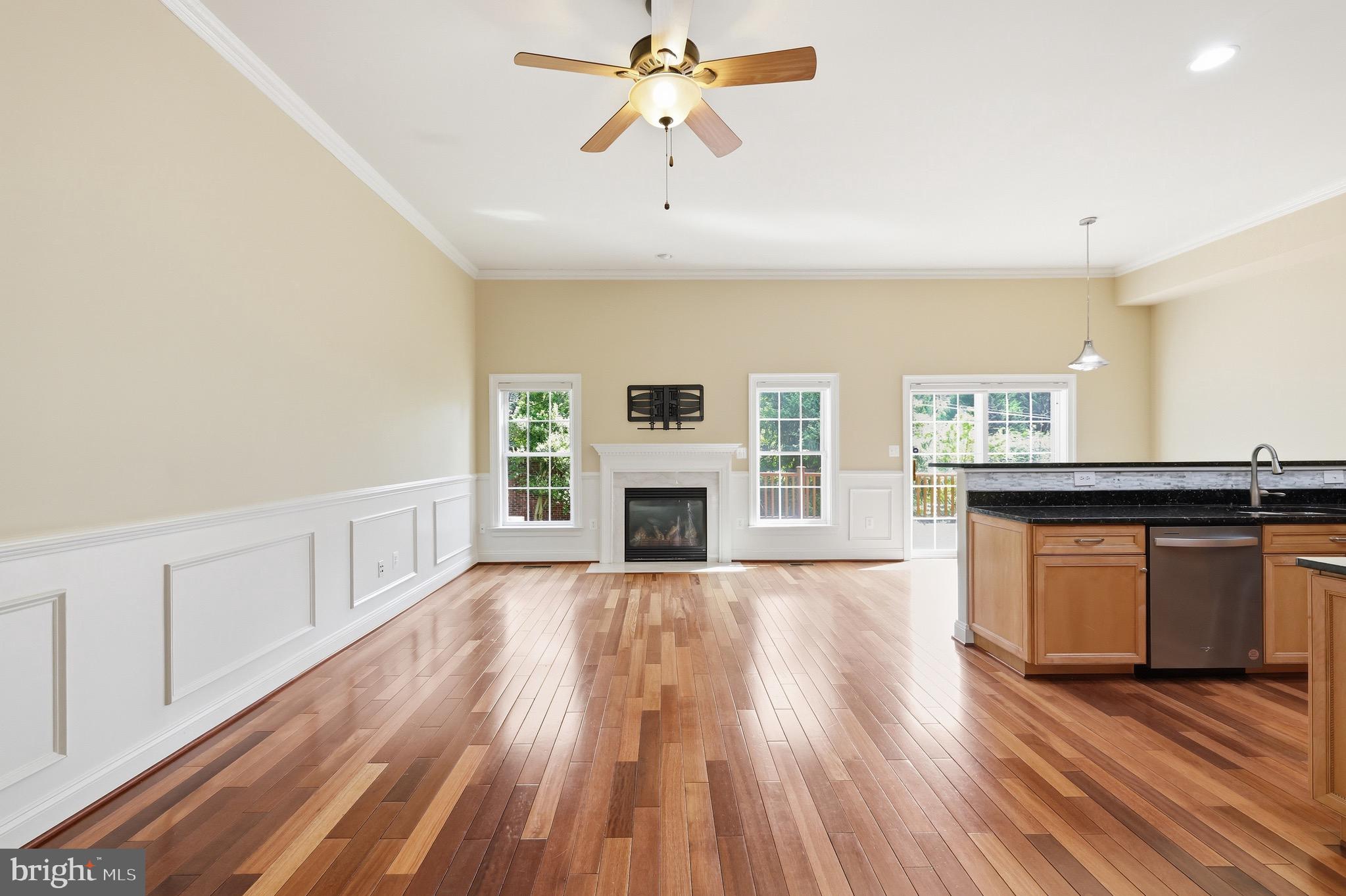 FAIRFAX PARK - Residential