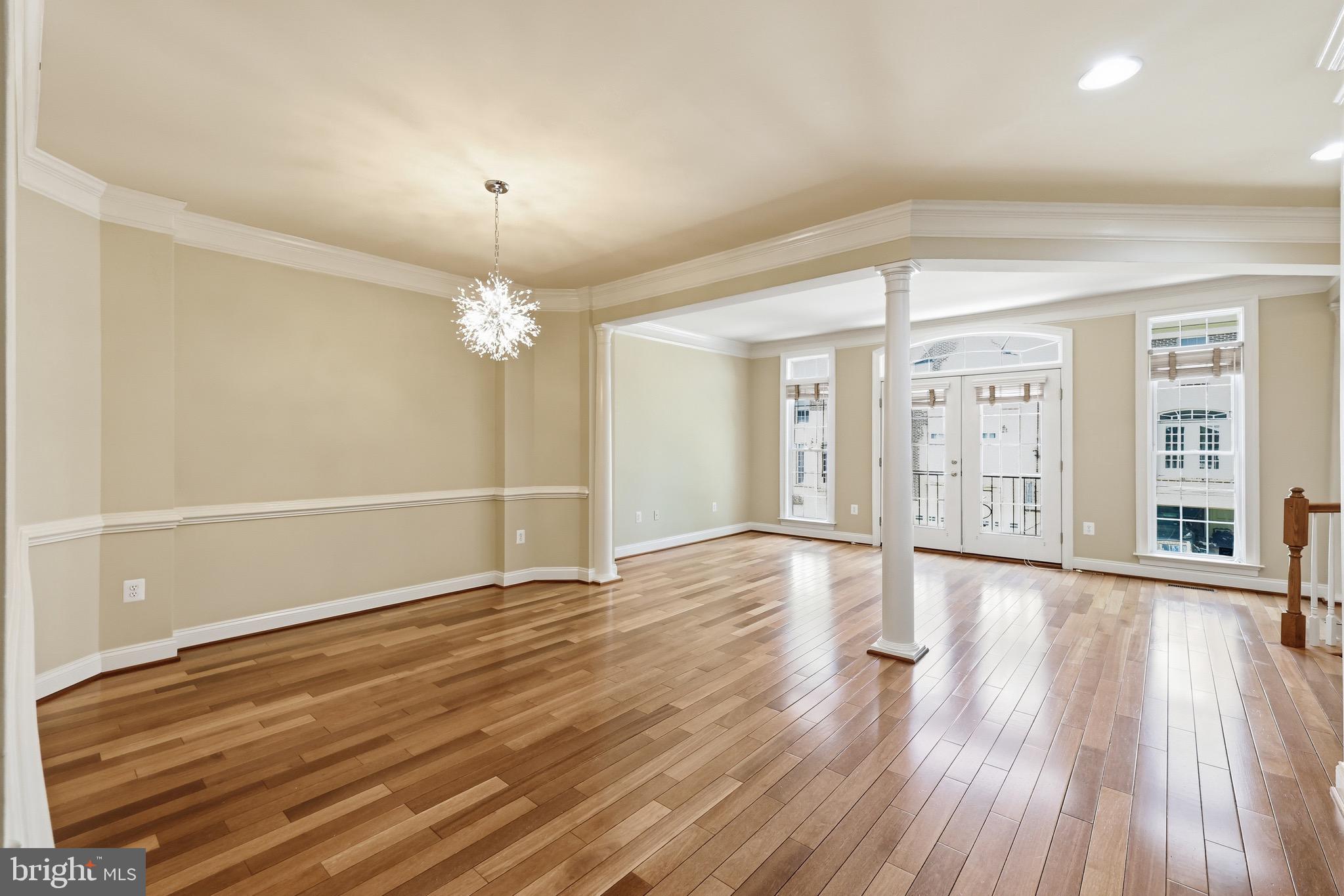 FAIRFAX PARK - Residential