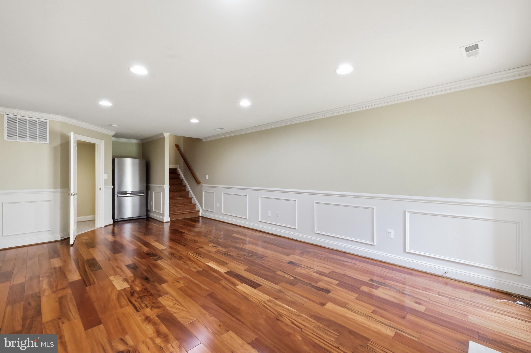 FAIRFAX PARK - Residential