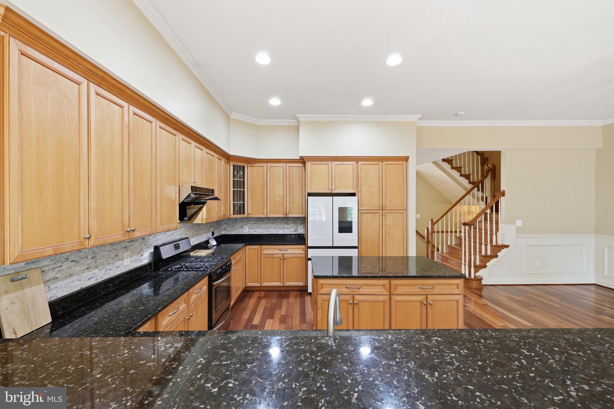 FAIRFAX PARK - Residential