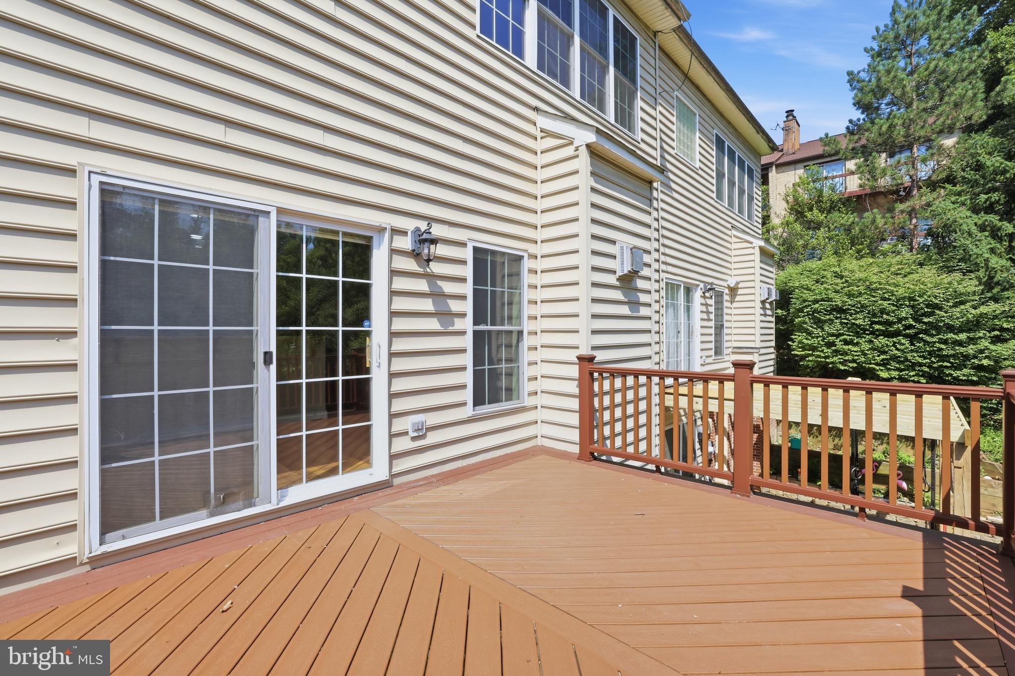 FAIRFAX PARK - Residential