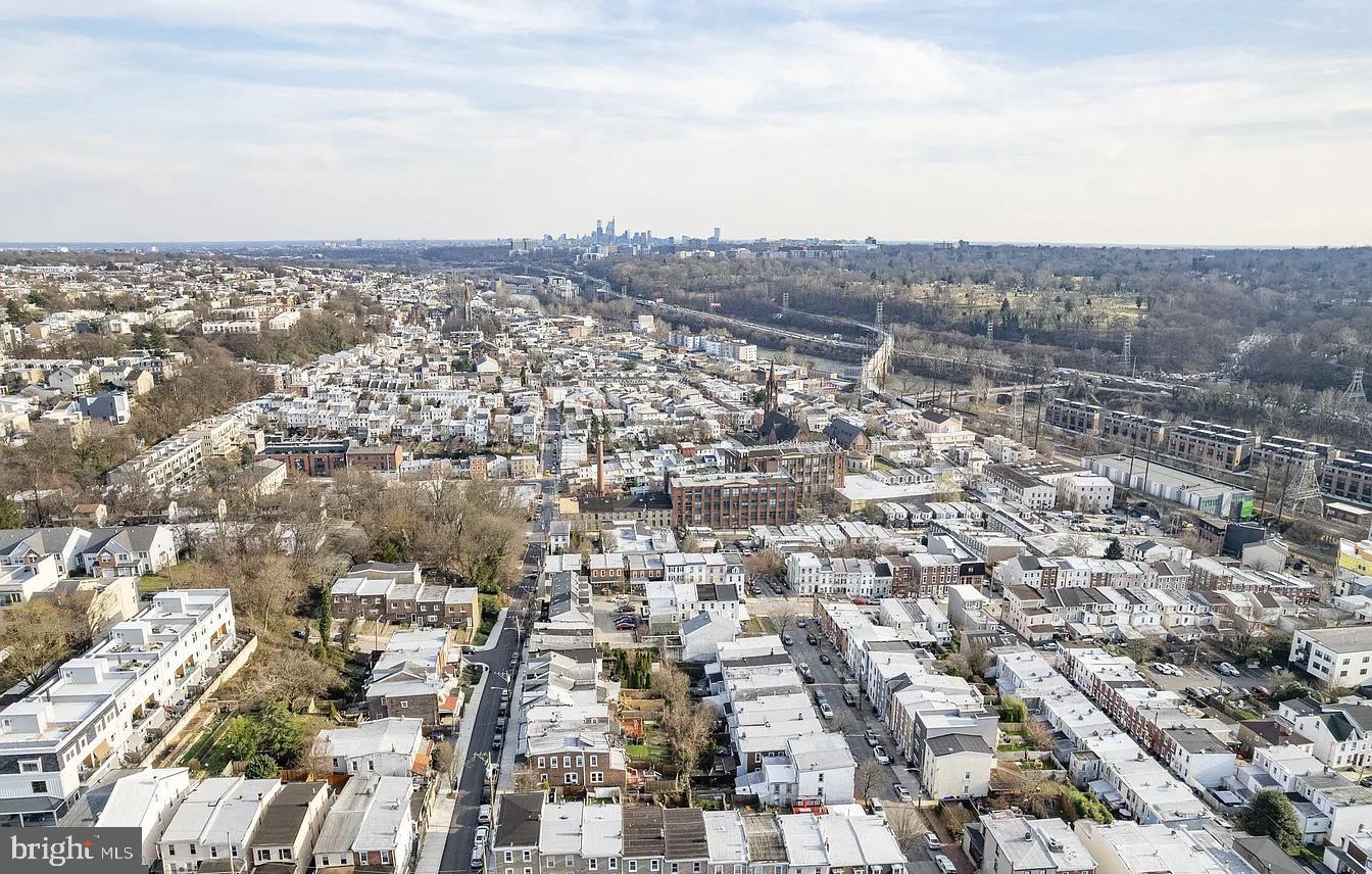 MANAYUNK - Residential Income