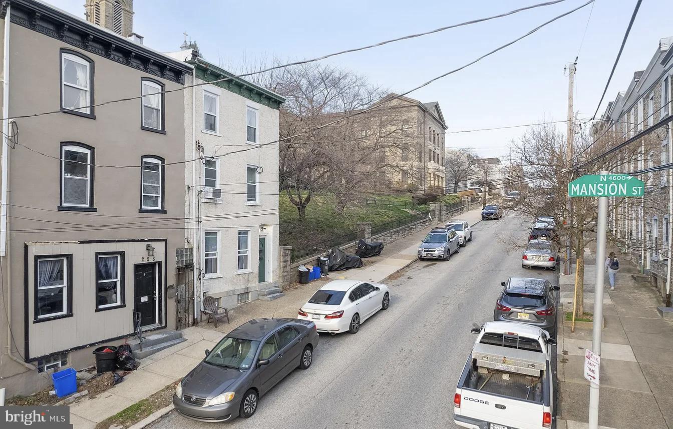 MANAYUNK - Residential Income