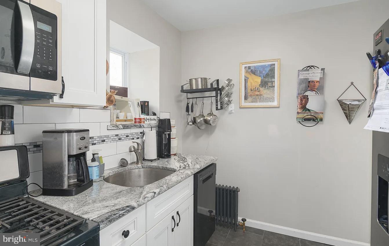 MANAYUNK - Residential Income