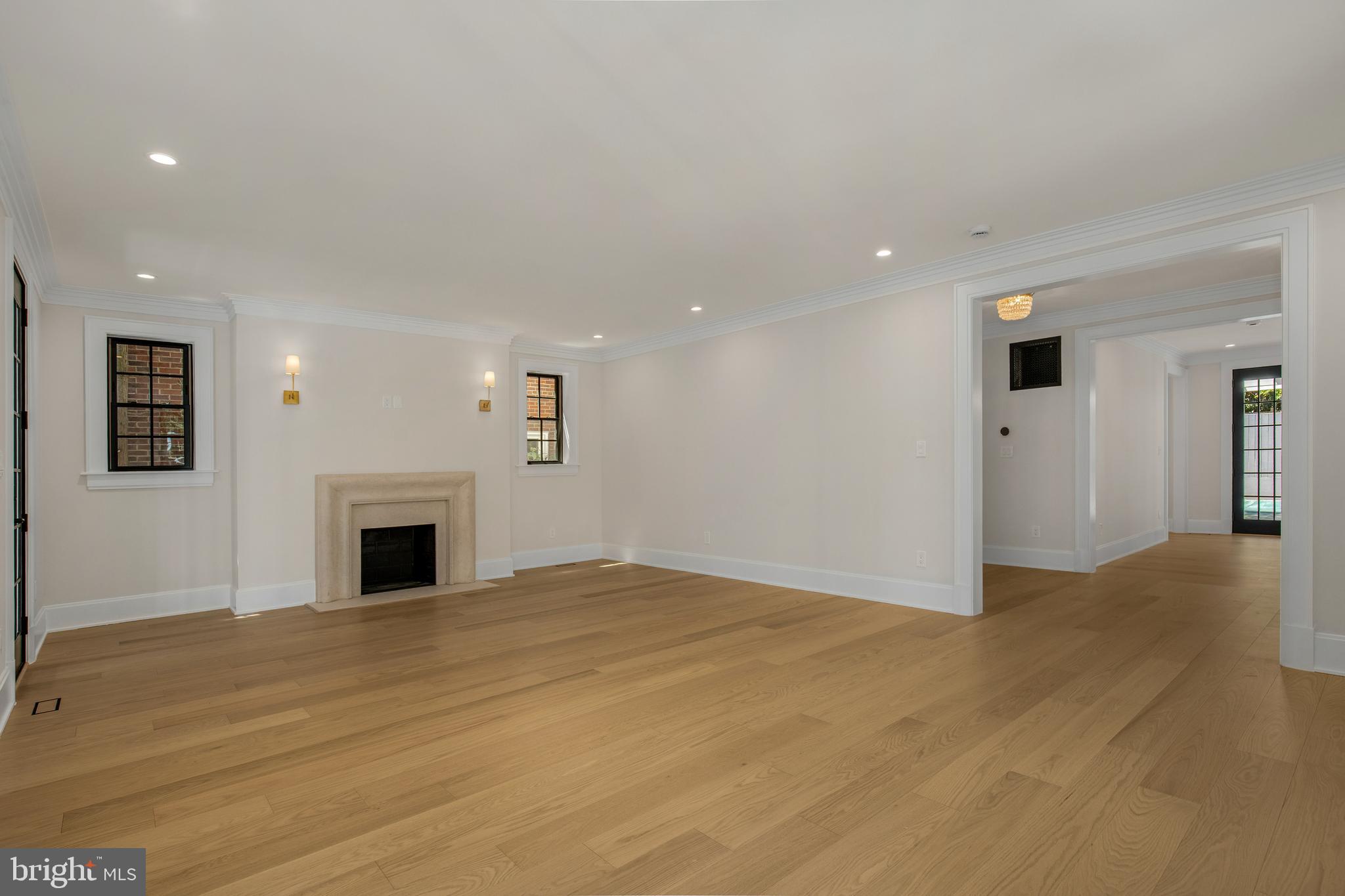 OBSERVATORY CIRCLE - Residential