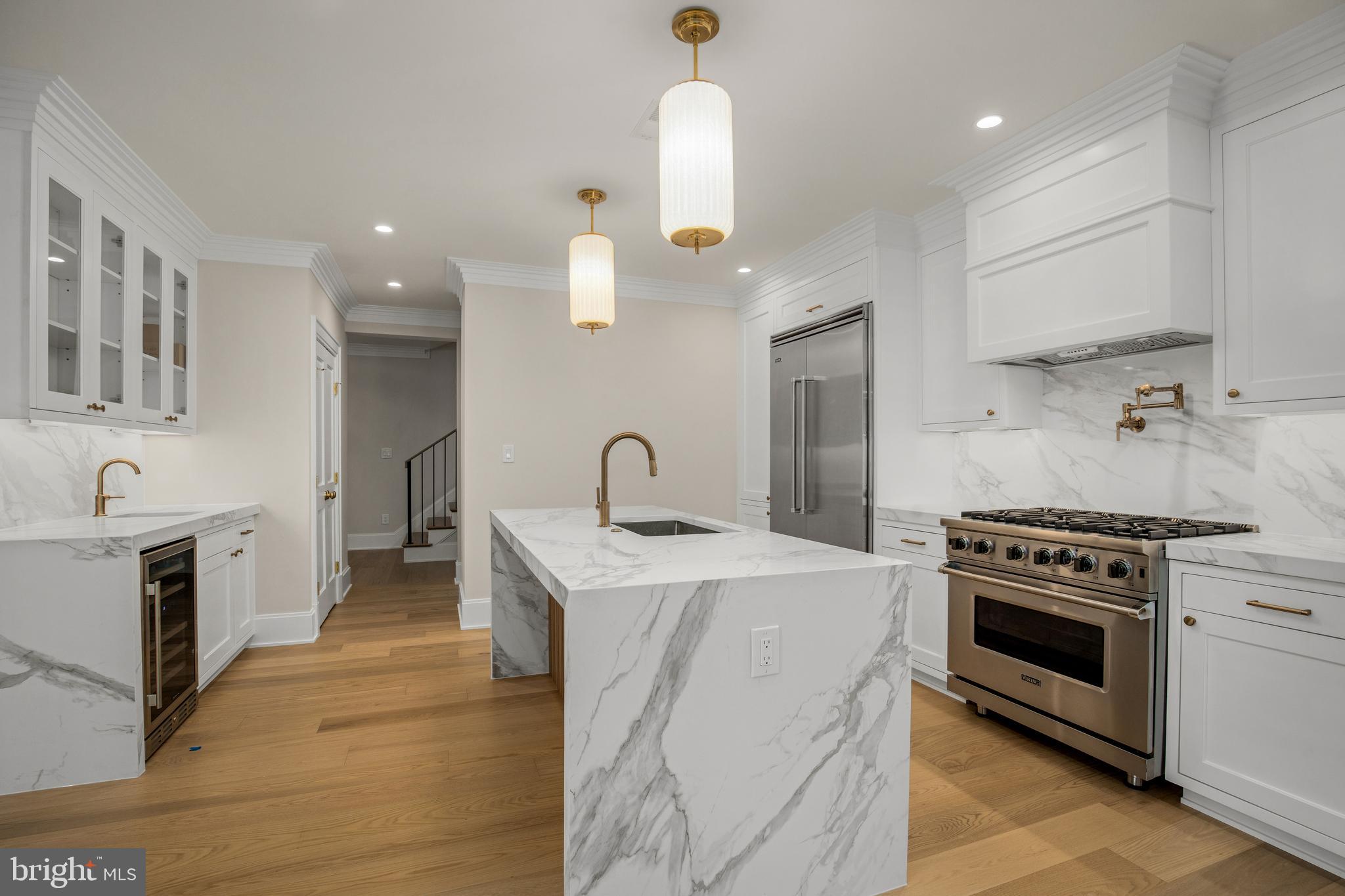OBSERVATORY CIRCLE - Residential