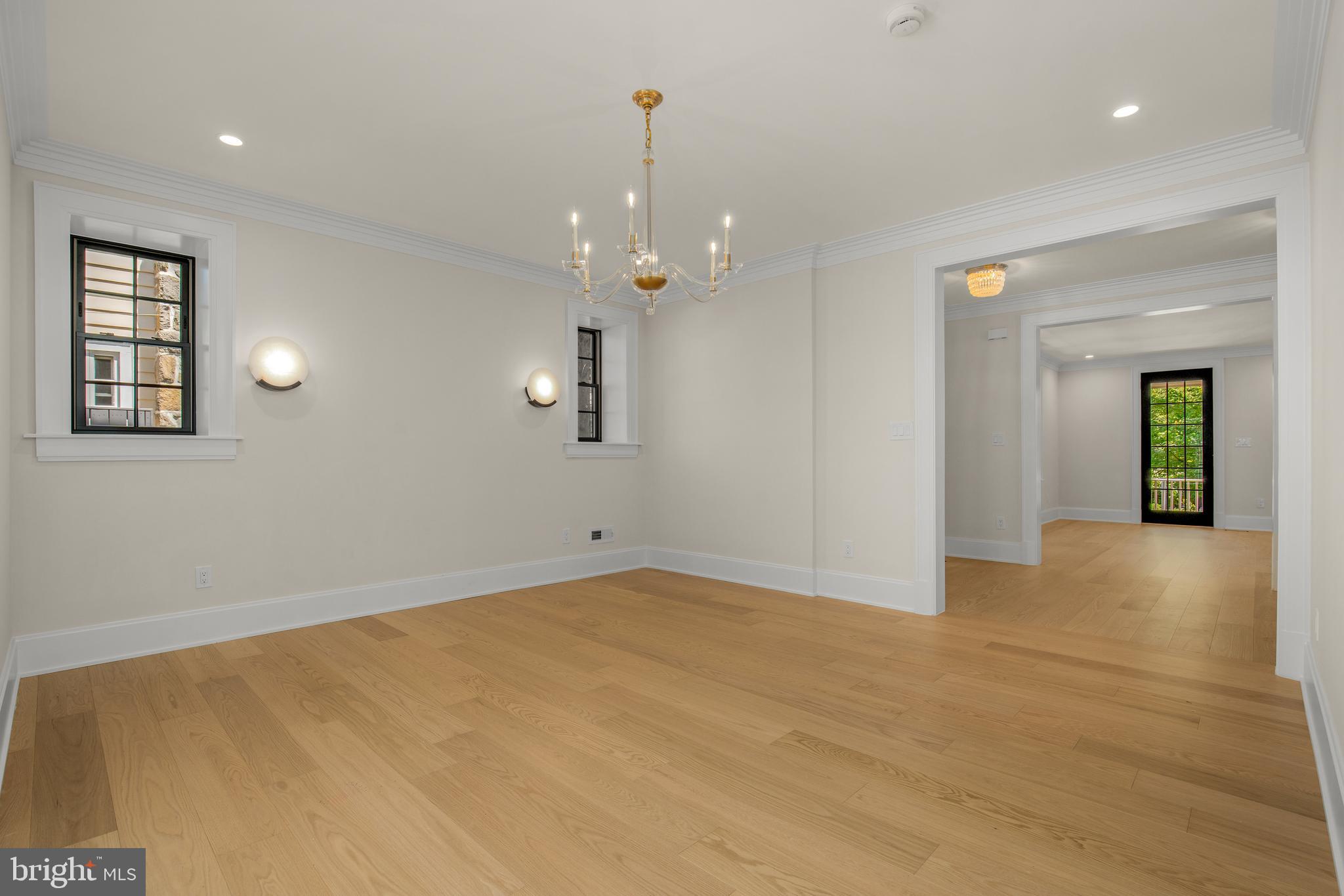 OBSERVATORY CIRCLE - Residential