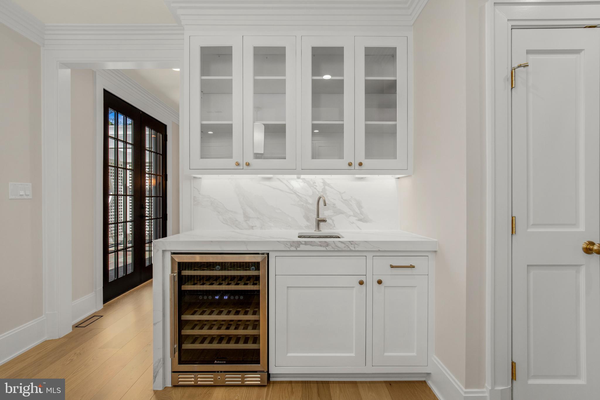 OBSERVATORY CIRCLE - Residential