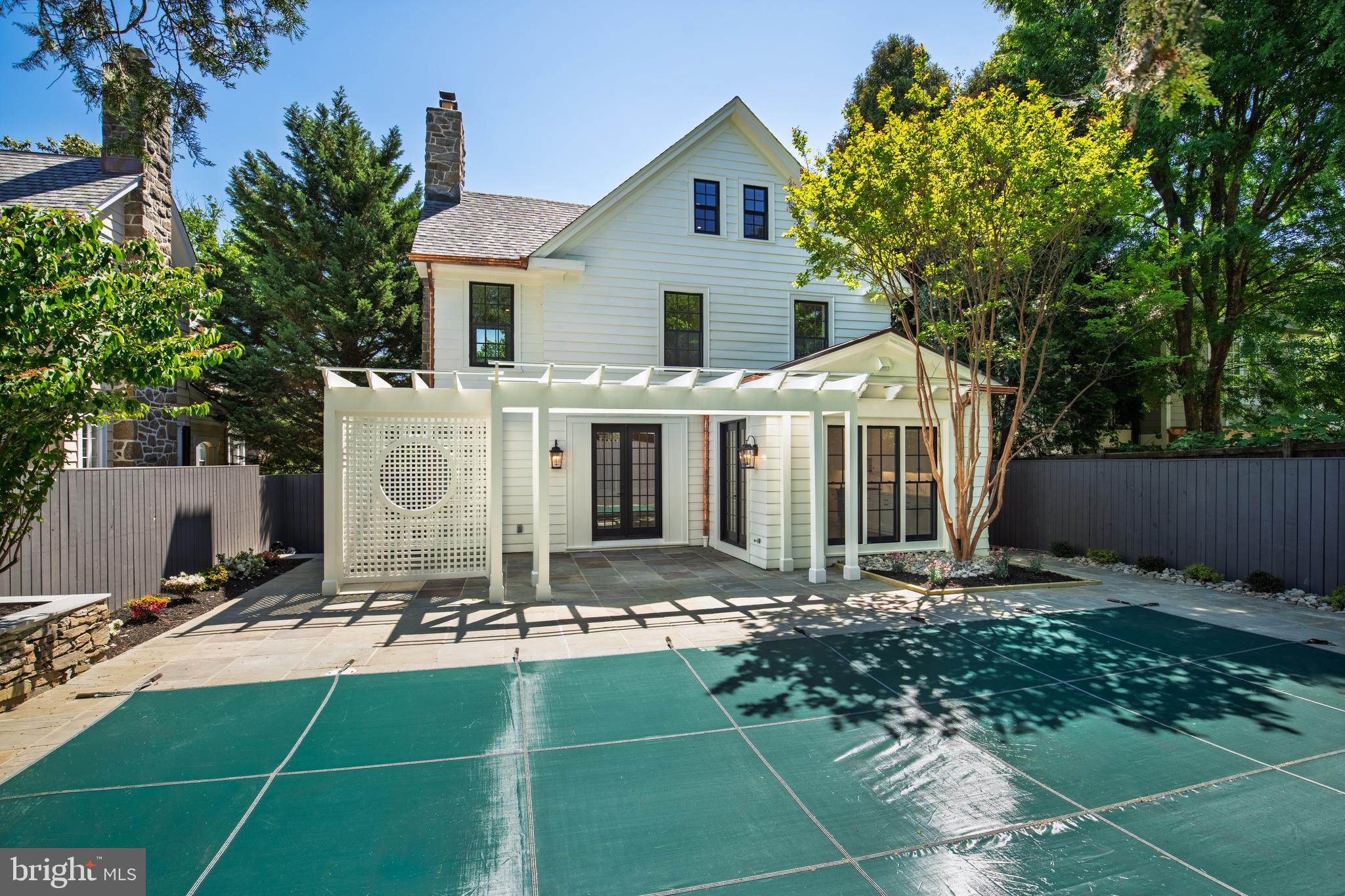 OBSERVATORY CIRCLE - Residential