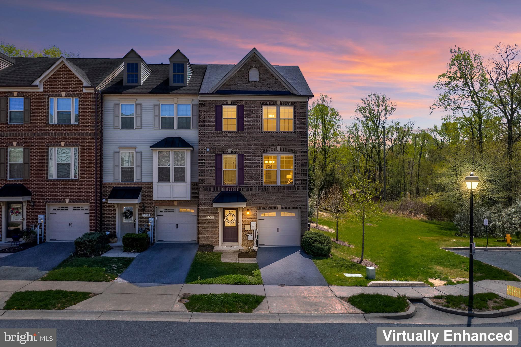 PARKER CREEK VIEW - Residential