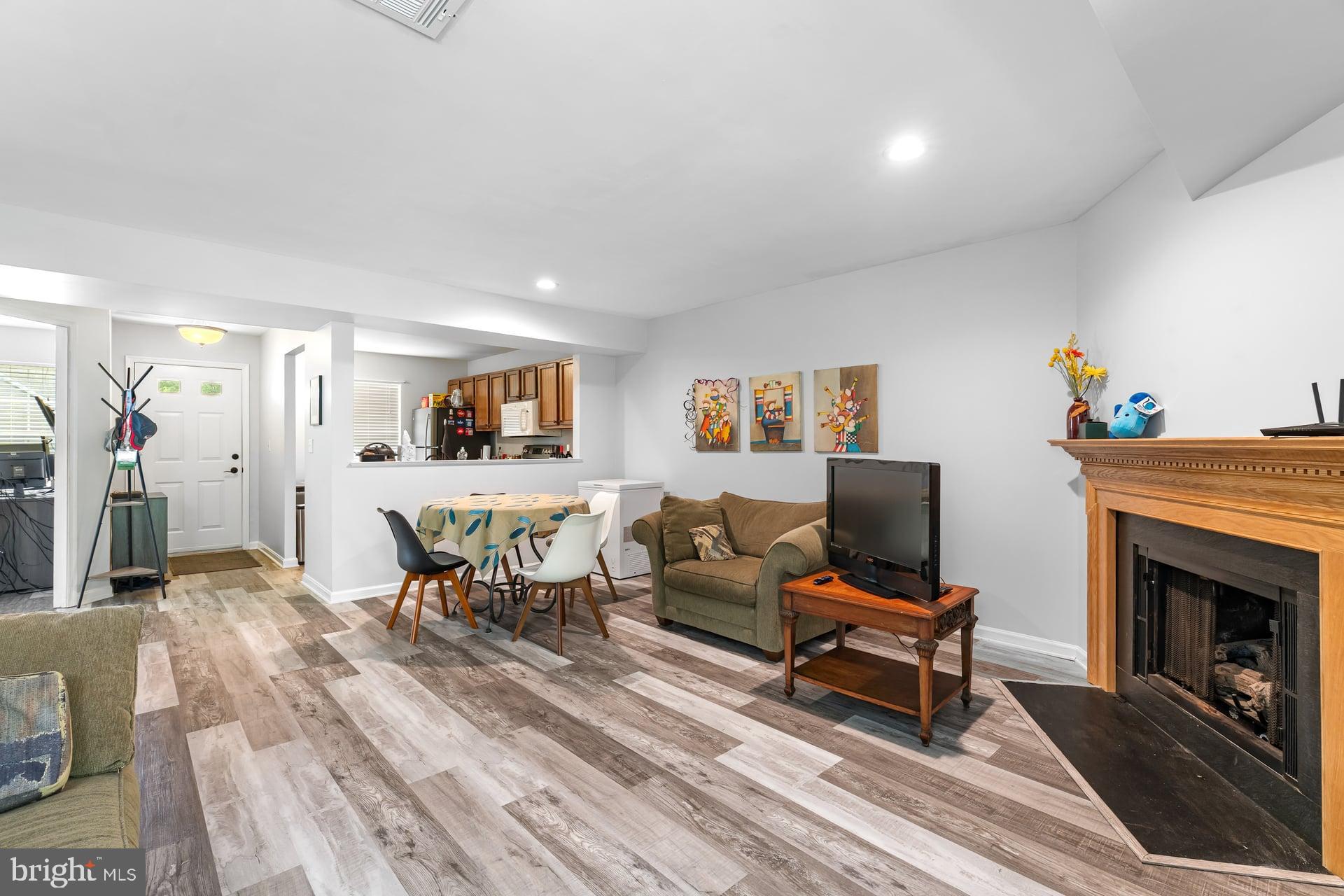 ROCKLEDGE - Residential