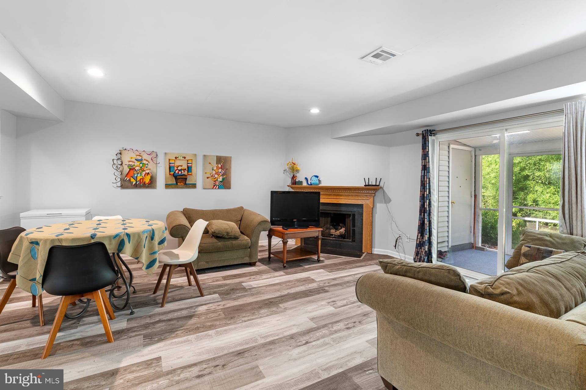 ROCKLEDGE - Residential