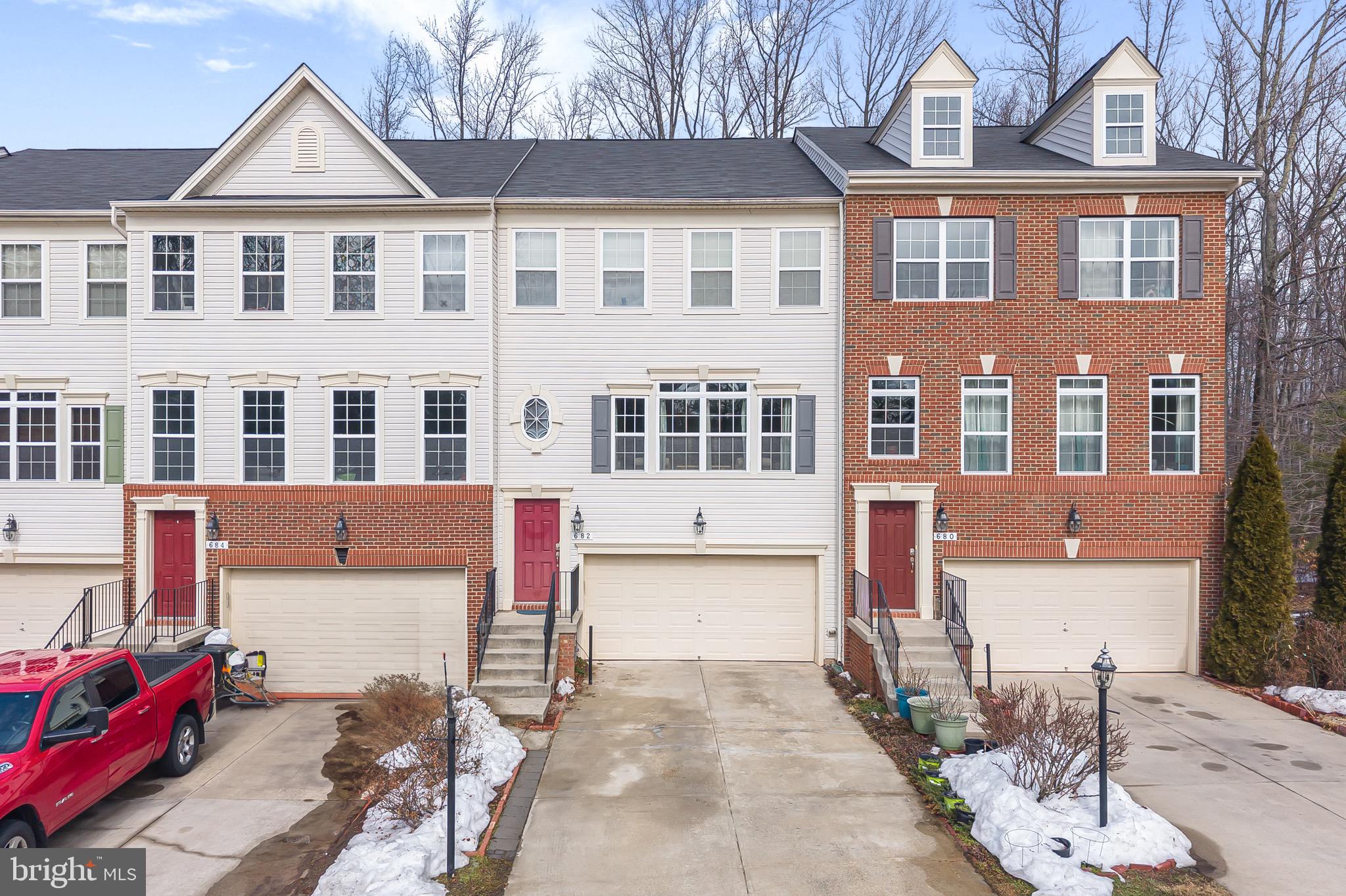 MILLHOUSE CREEK - Residential