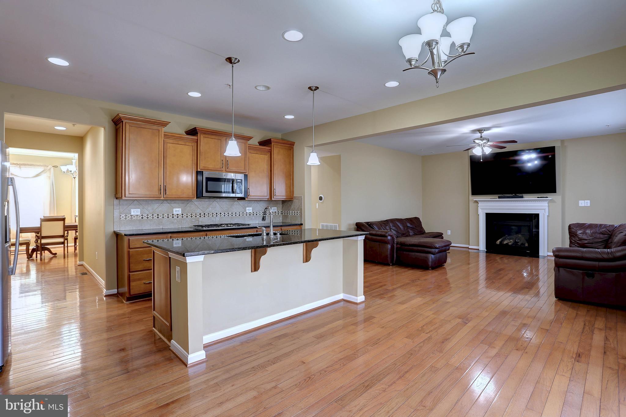 ROCKLAND AT ROGERS - Residential