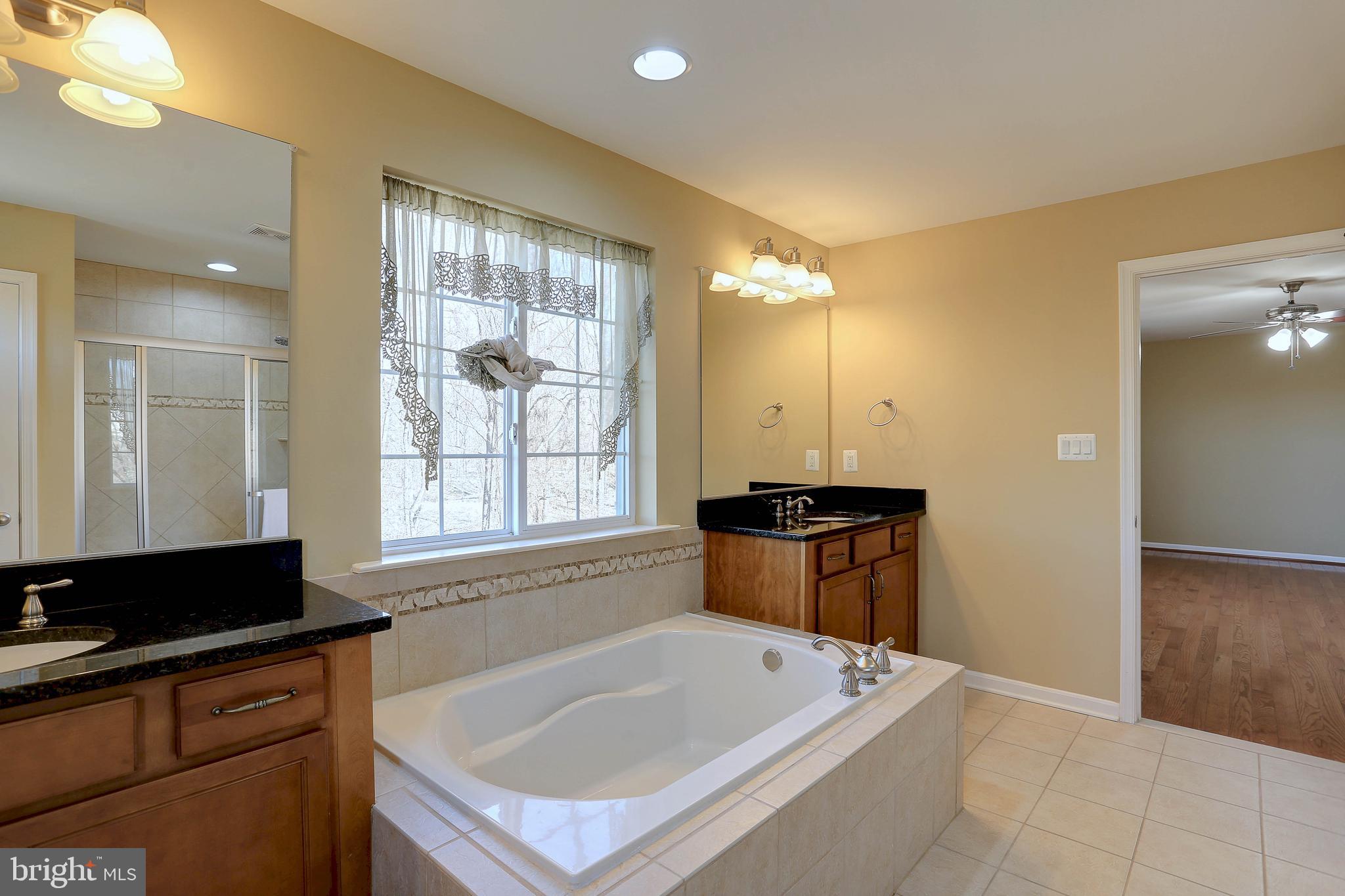 ROCKLAND AT ROGERS - Residential