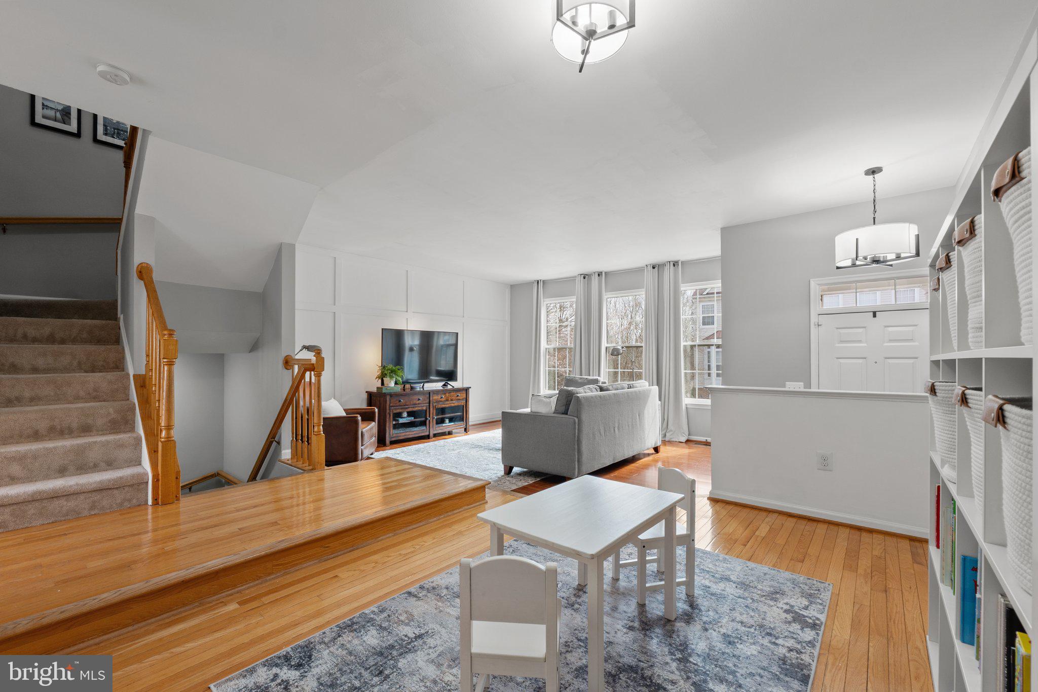 ISLAND CREEK - Residential