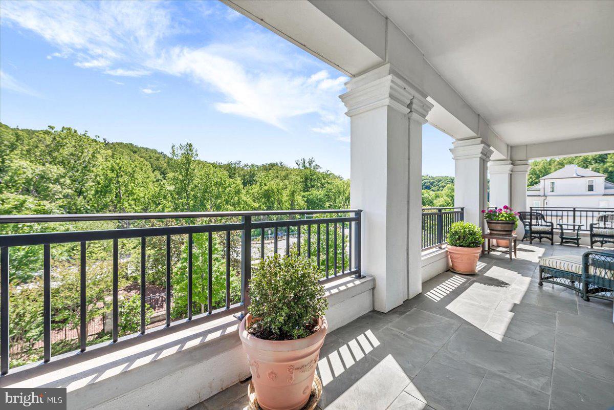 QUARRY SPRINGS - Residential