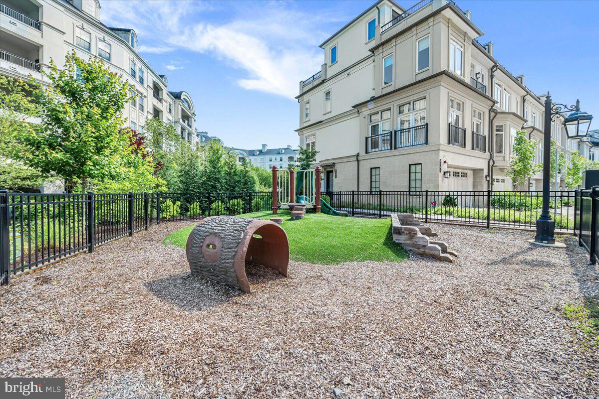 QUARRY SPRINGS - Residential
