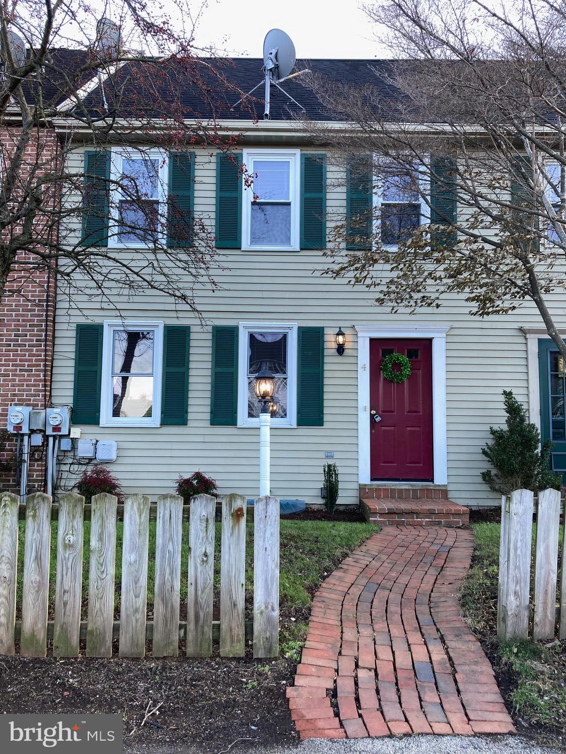 2 Bedroom, 1.5 Bath townhouse in Ephrata School District. Attic loft. Recently remodeled, fresh paint, new appliances, laundry hook up in basement and utility shed. Like new!

Utilities/Services Included: water, sewer, & HOA fees.

Appliances Included: Refrigerator, Electric oven/range & microwave, washer & dryer (not warranted).

Heating/Cooling: Electric baseboard & splits, central air, electric hot water.

Pet Policy: 1 pet under 30 lbs, $500 Non-Refundable pet fee and $35/month/pet.

For more information, application requirements and our current list of available rentals - check our website.